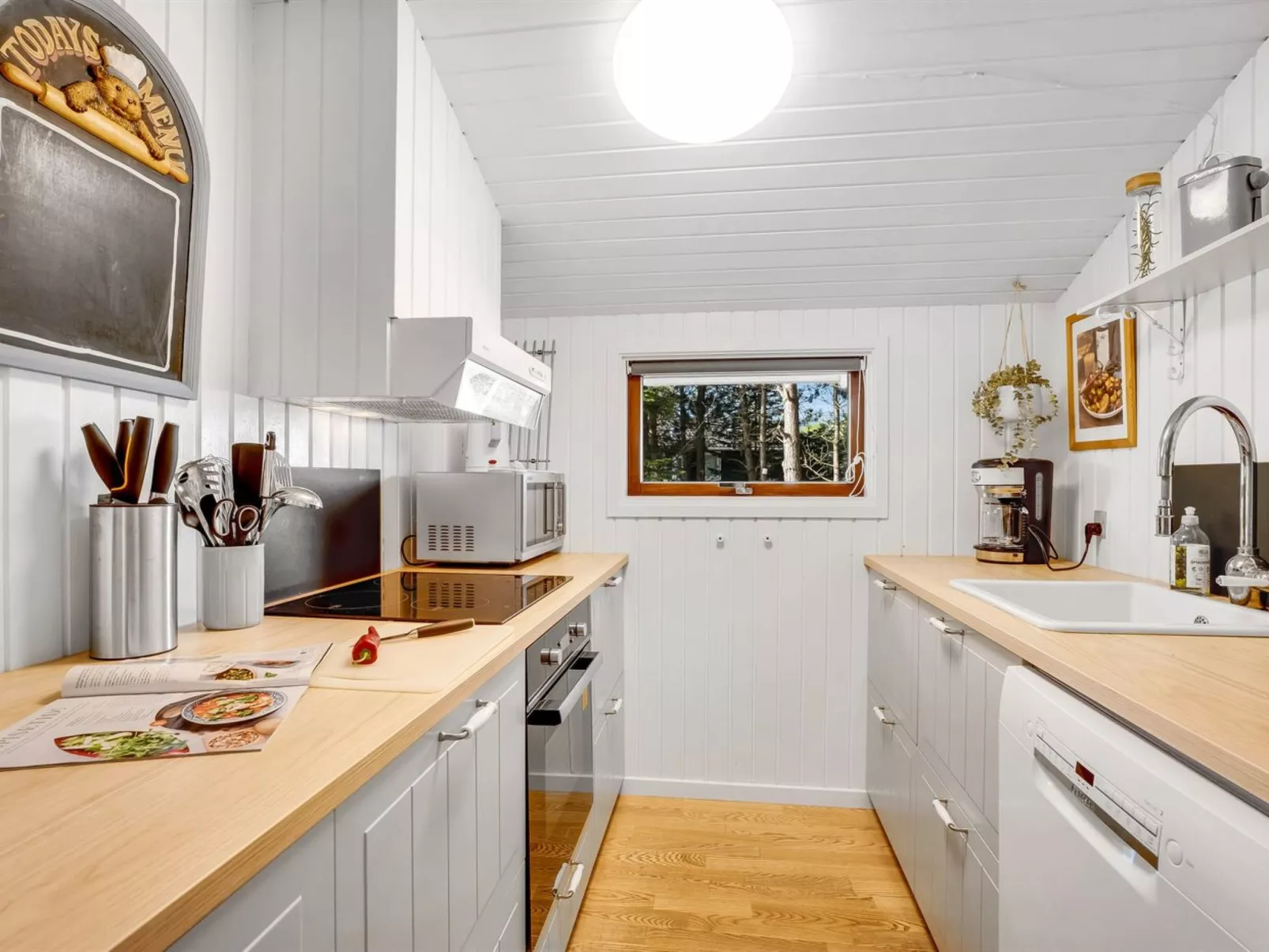 "Akseli" - 800m from the sea-Dedans