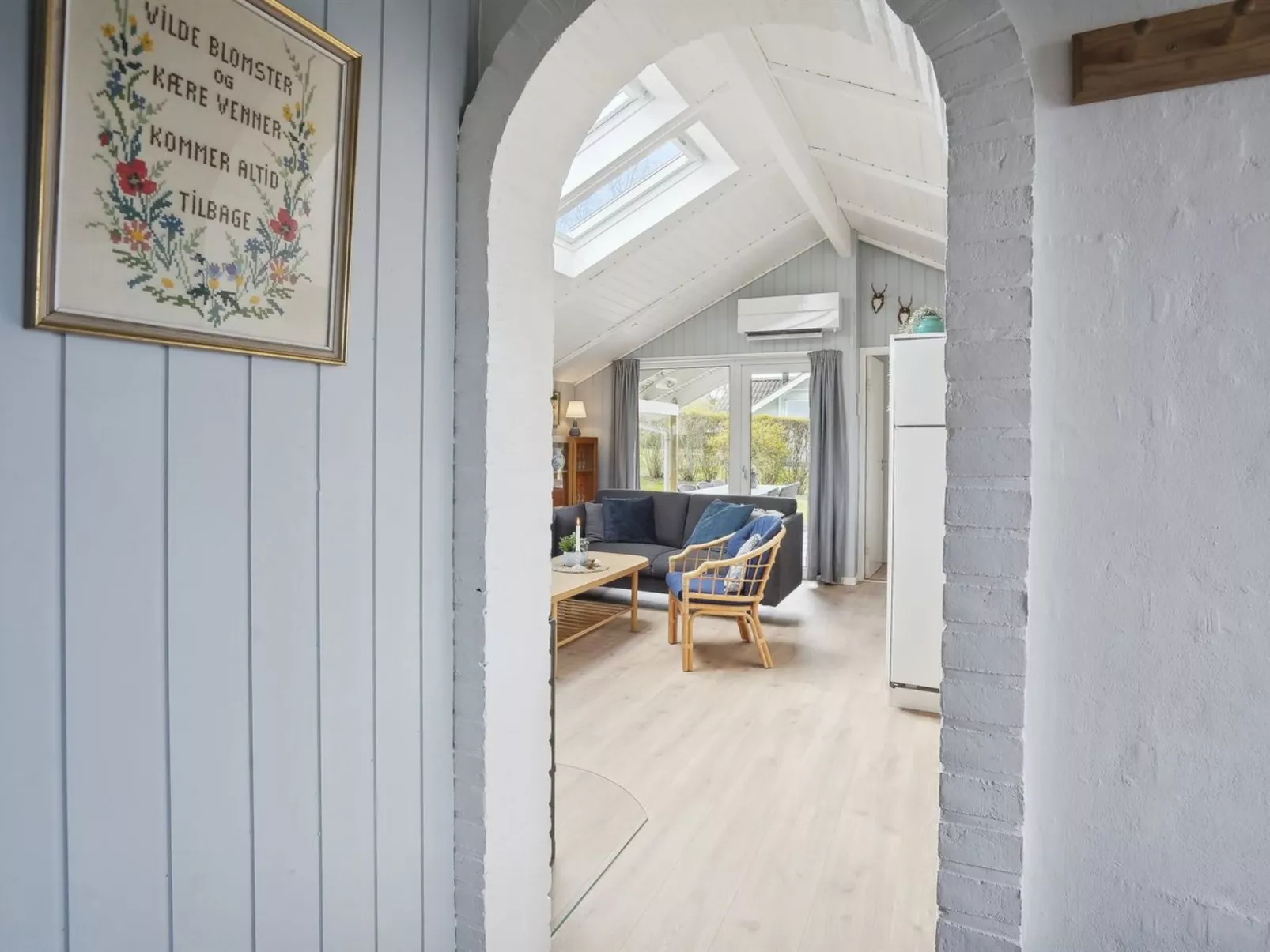 "Petrus" - 750m from the sea-Inside