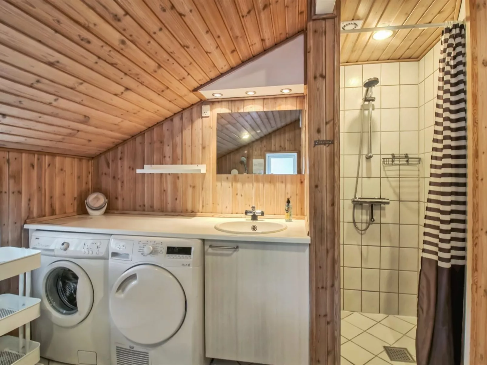 "Sari" - 600m from the sea-Dedans