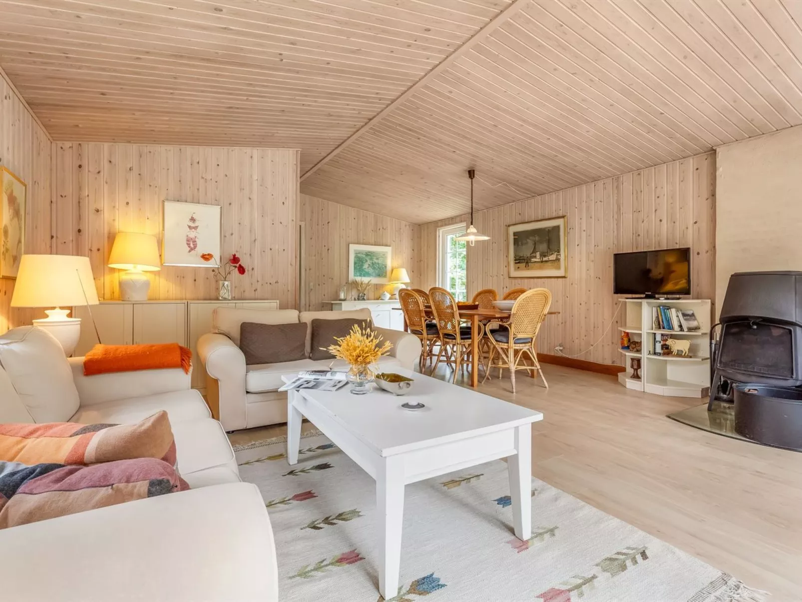 "Tineke" - 200m from the sea-Inside