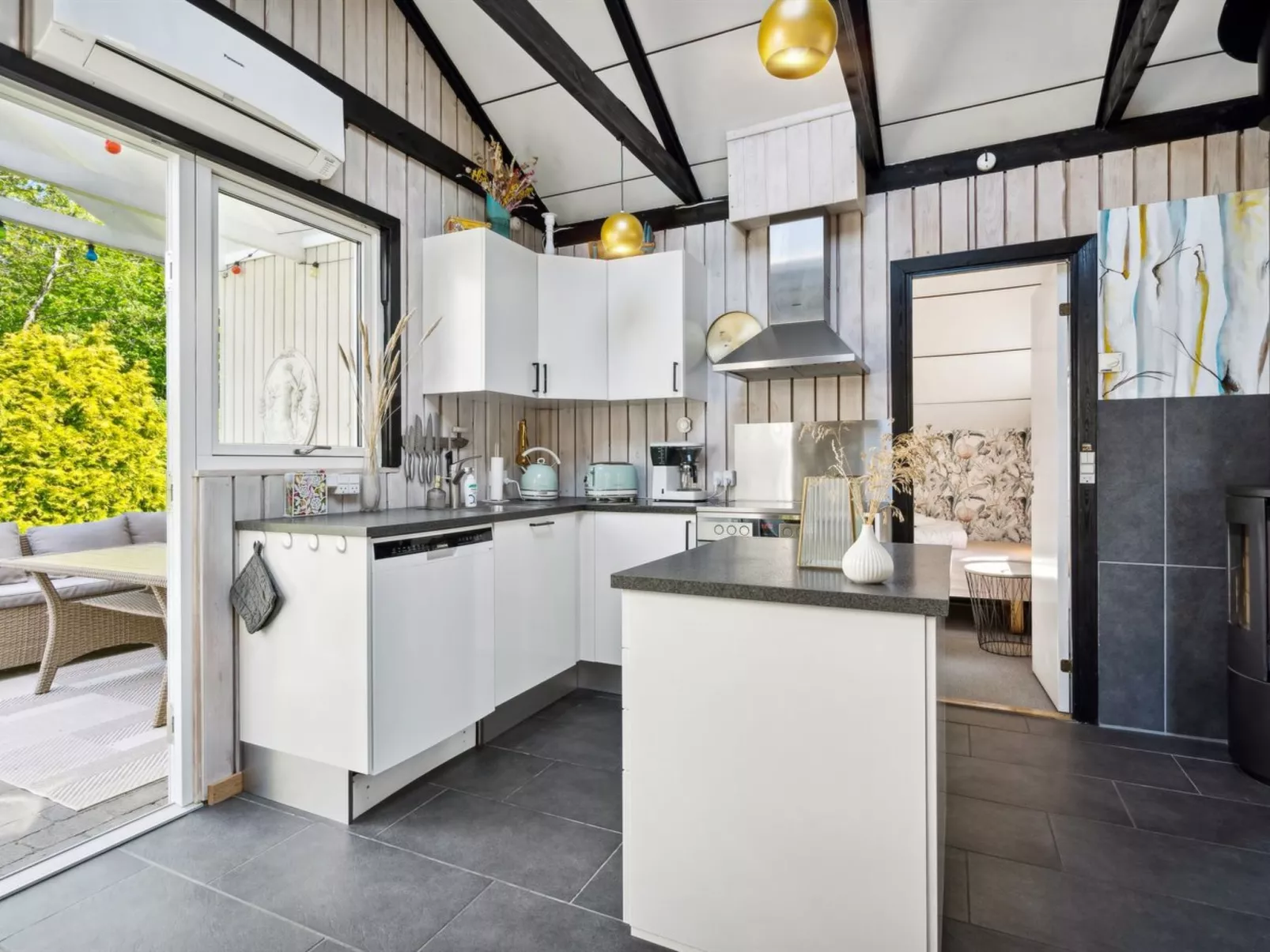 "Kolja" - 525m from the sea-Inside