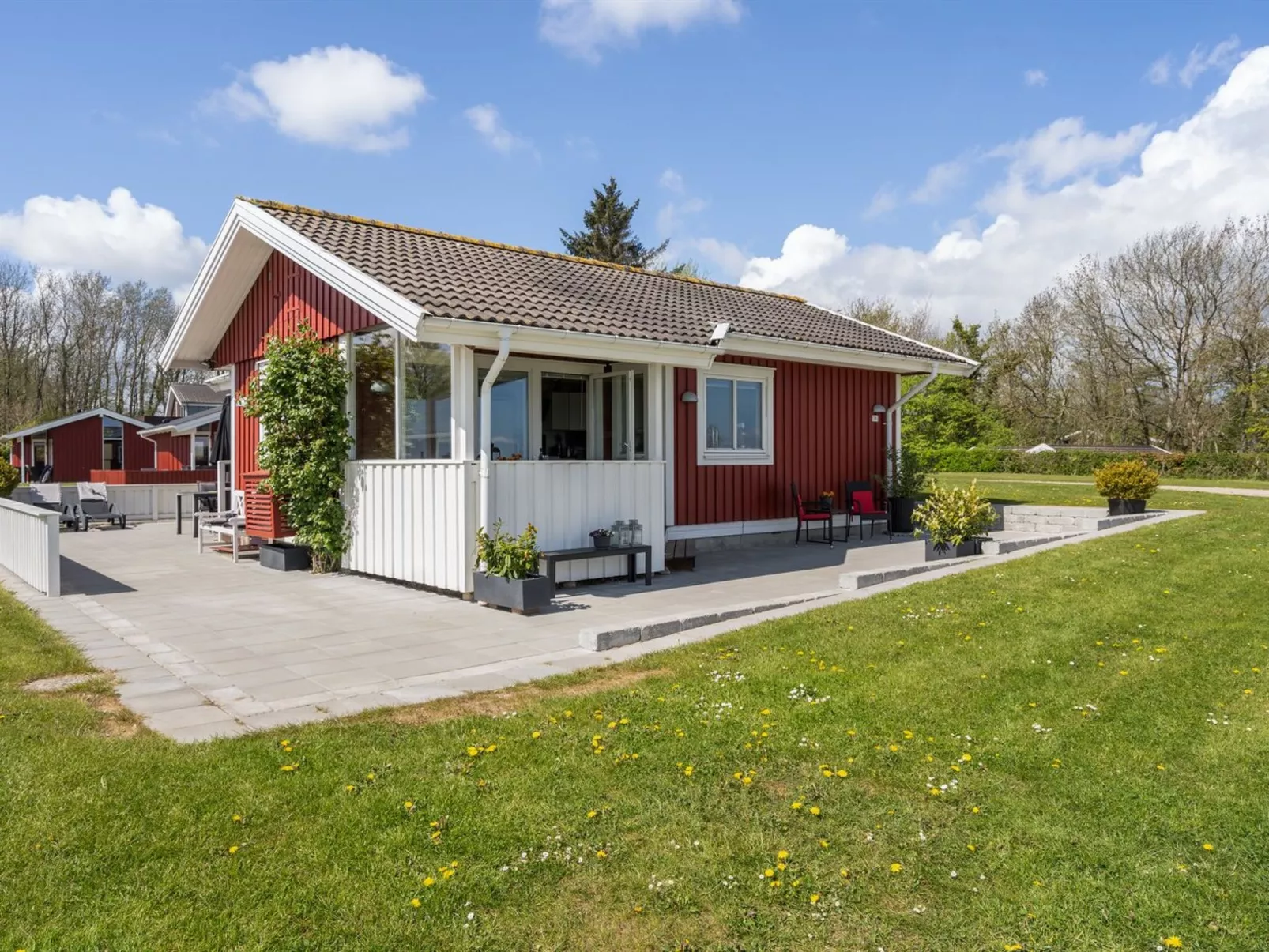 "Anastacia" - 75m from the sea-Outside