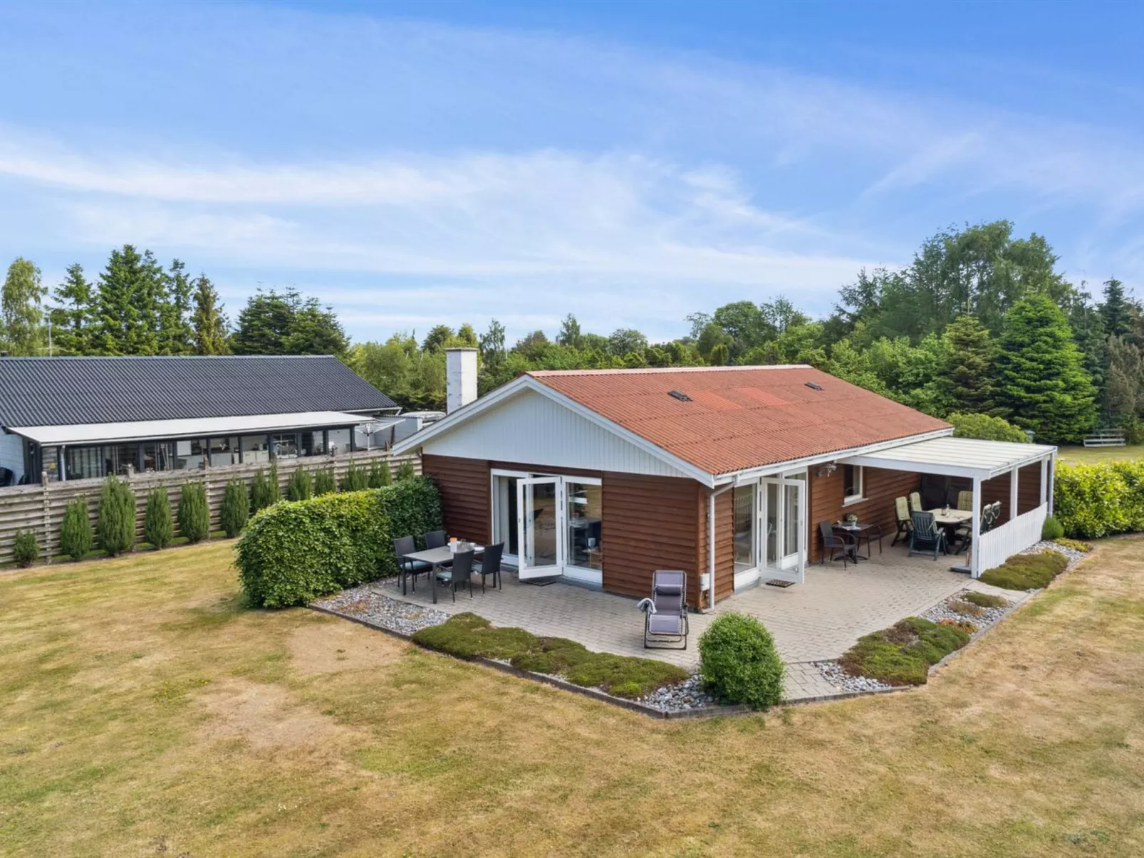 "Onni" - 1km from the sea-Outside