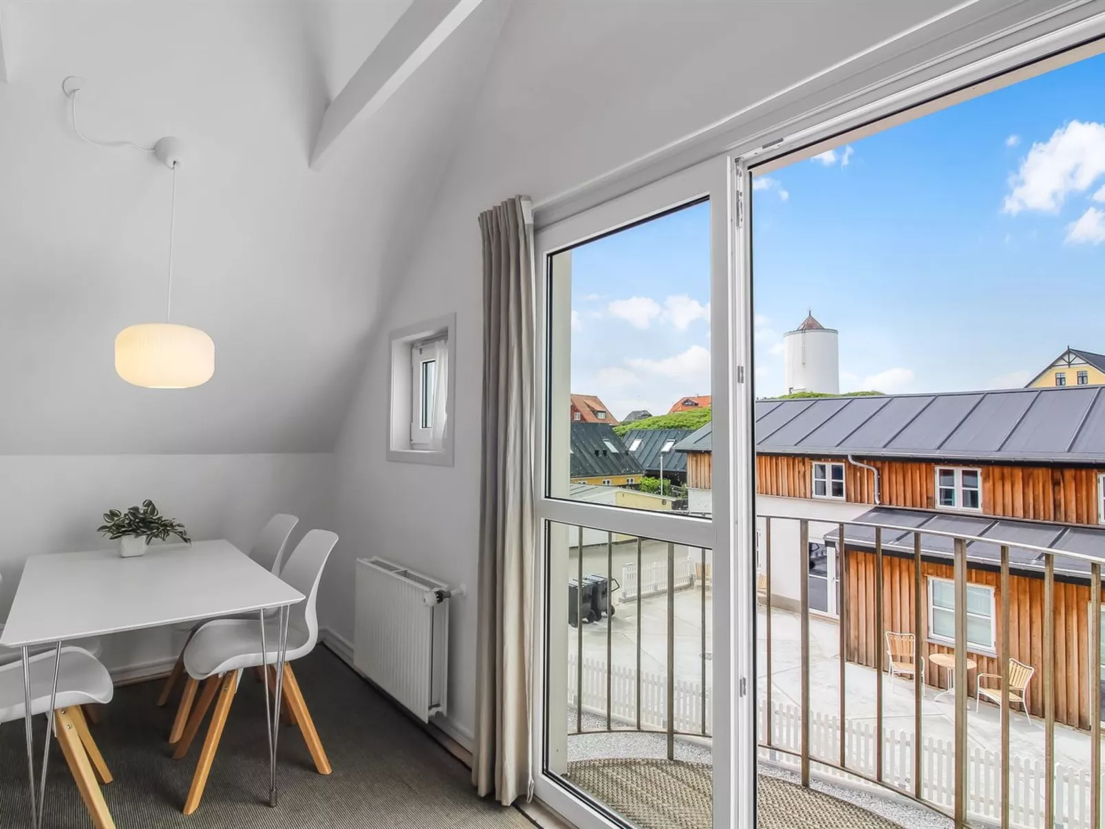 "Poulsen" - 200m from the sea-Drinnen