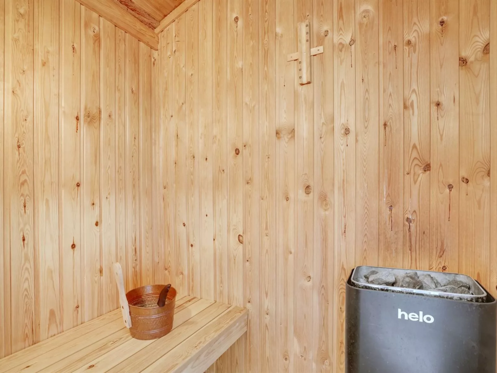 "Randulf" - 450m from the sea-Inside