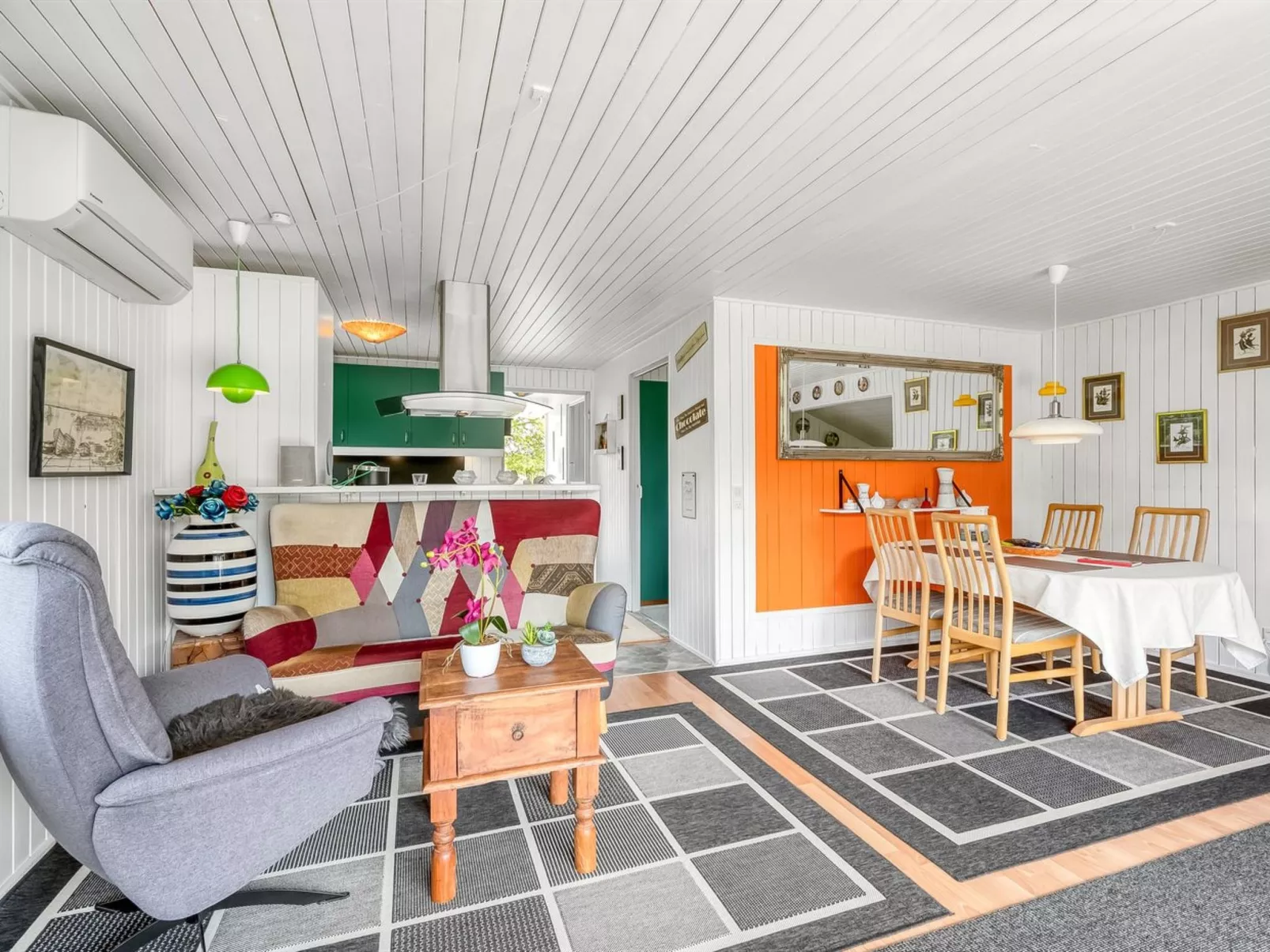 "Fritzie" - 600m to the fjord-Inside