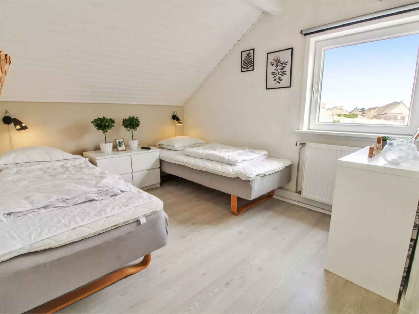 "Iffuer" - 2.3km from the sea-Drinnen