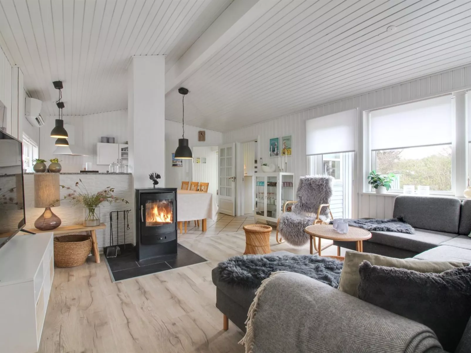 "Henryette" - 200m from the sea-Inside