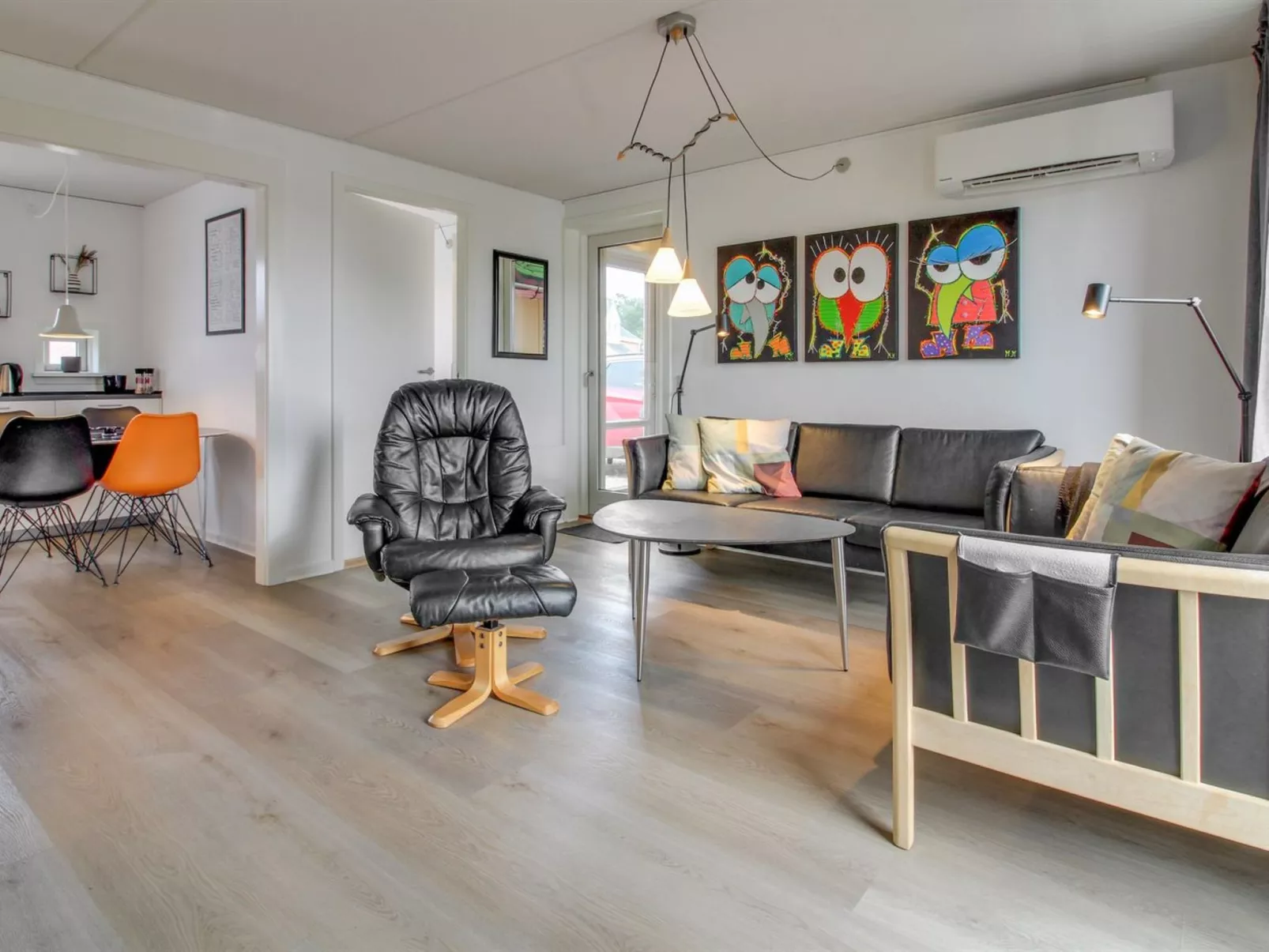 "Adils" - 2.5km from the sea - Inside
