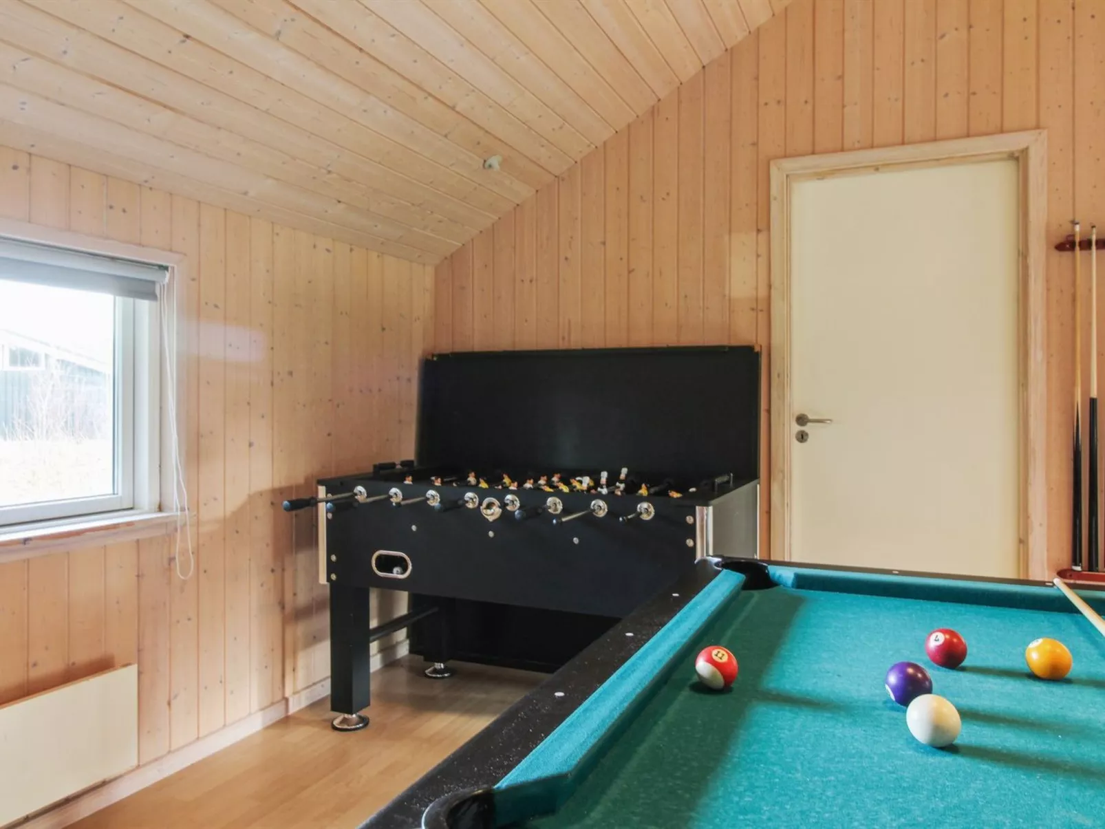 "Synnöve" - 550m from the sea-Inside