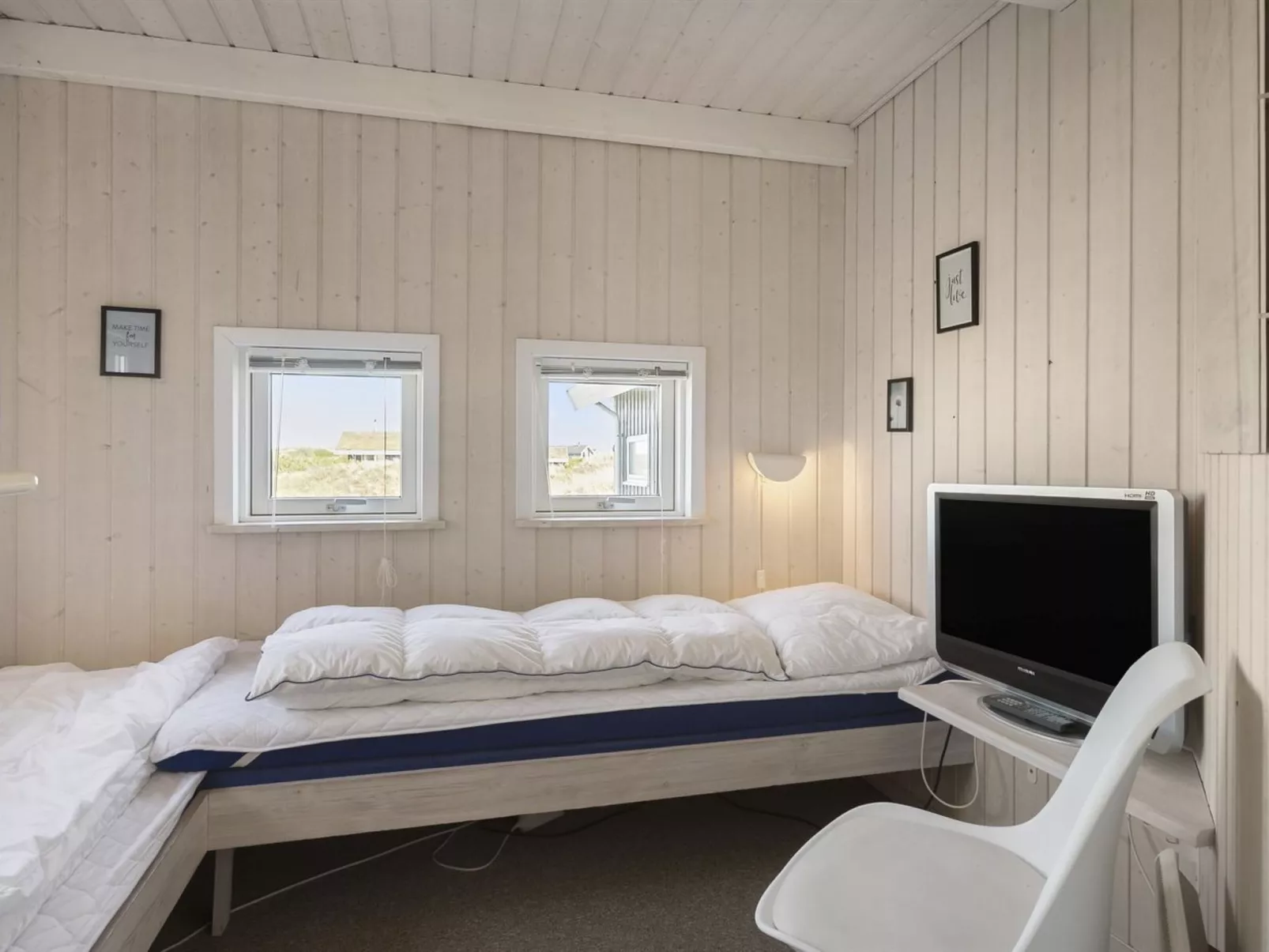 "Solvejg" - 150m from the sea-Inside