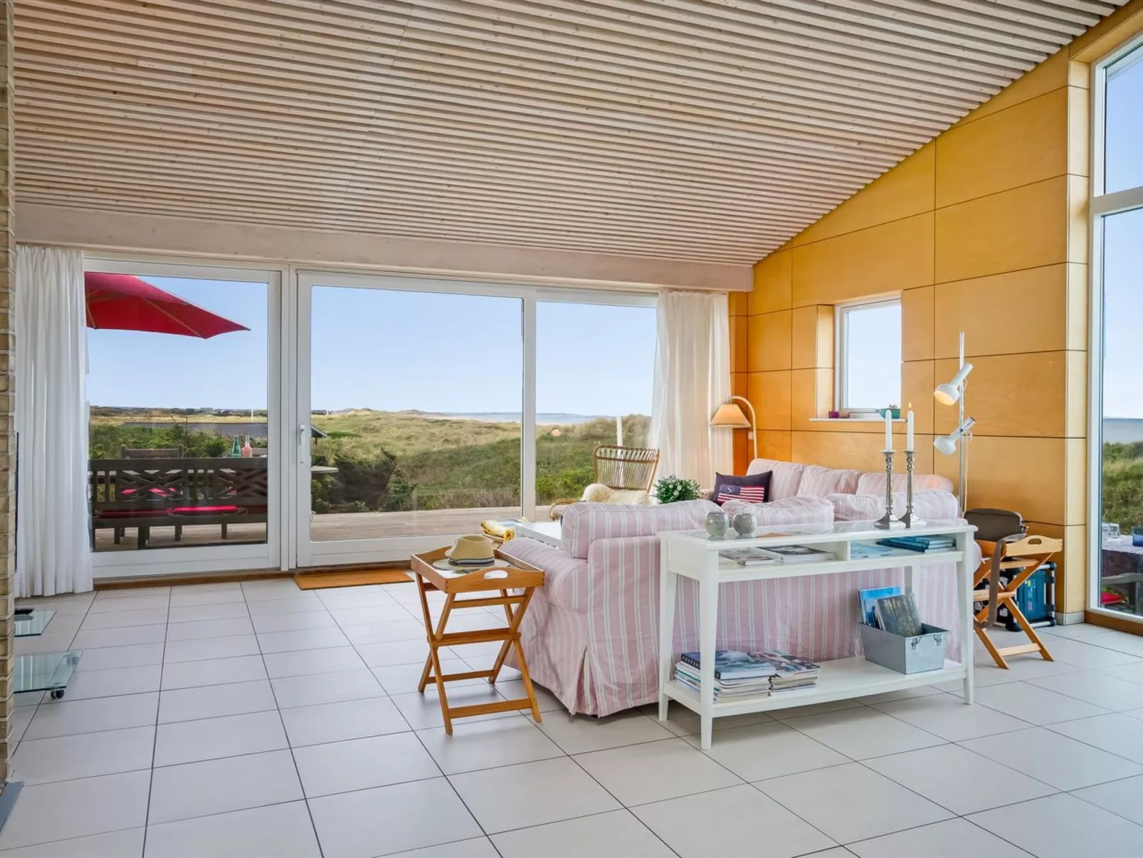 "Tinea" - 50m from the sea-Inside