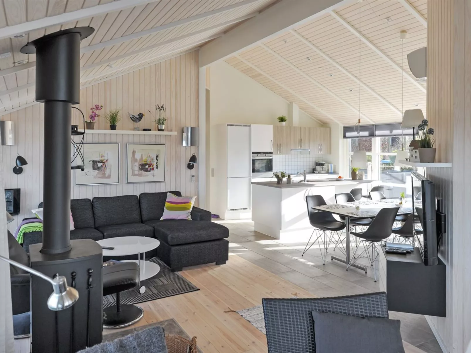 "Mathias" - 625m from the sea-Drinnen