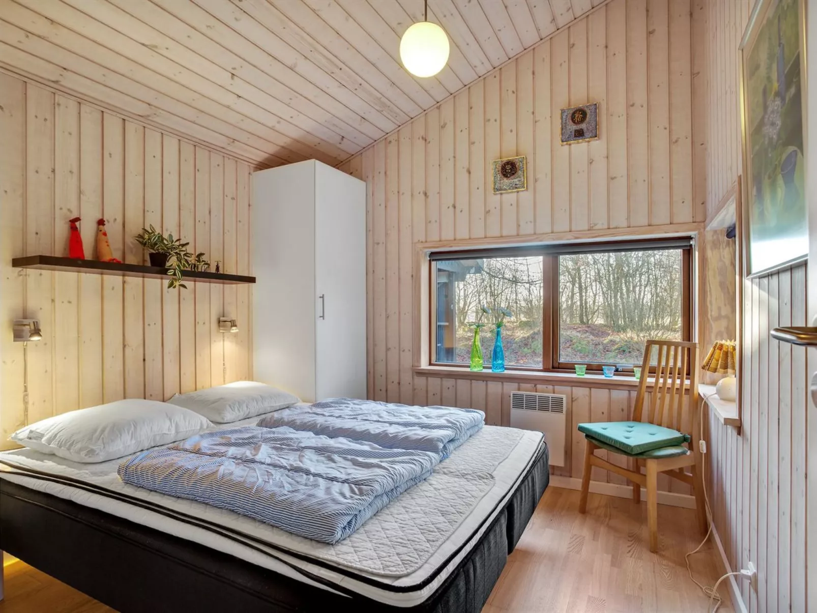 "Østmar" - 1.2km from the sea-Inside