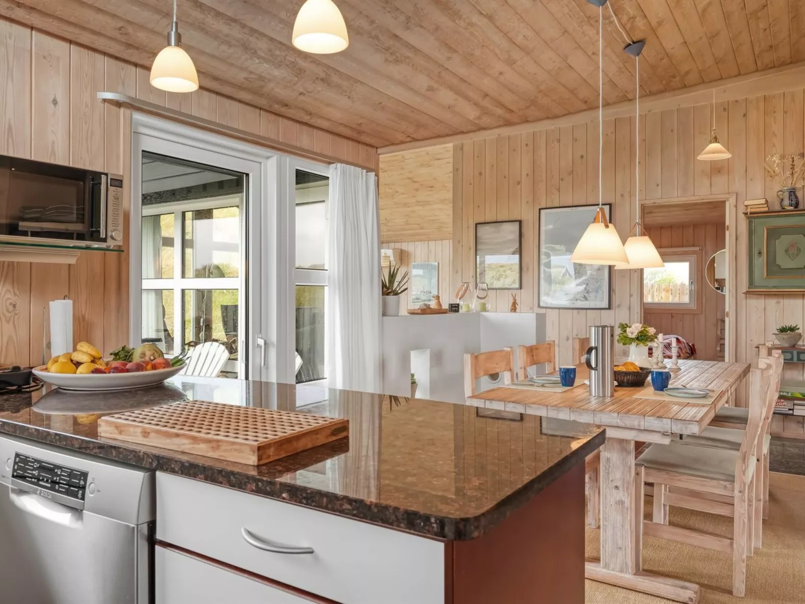 "Rosemari" - 260m from the sea-Drinnen