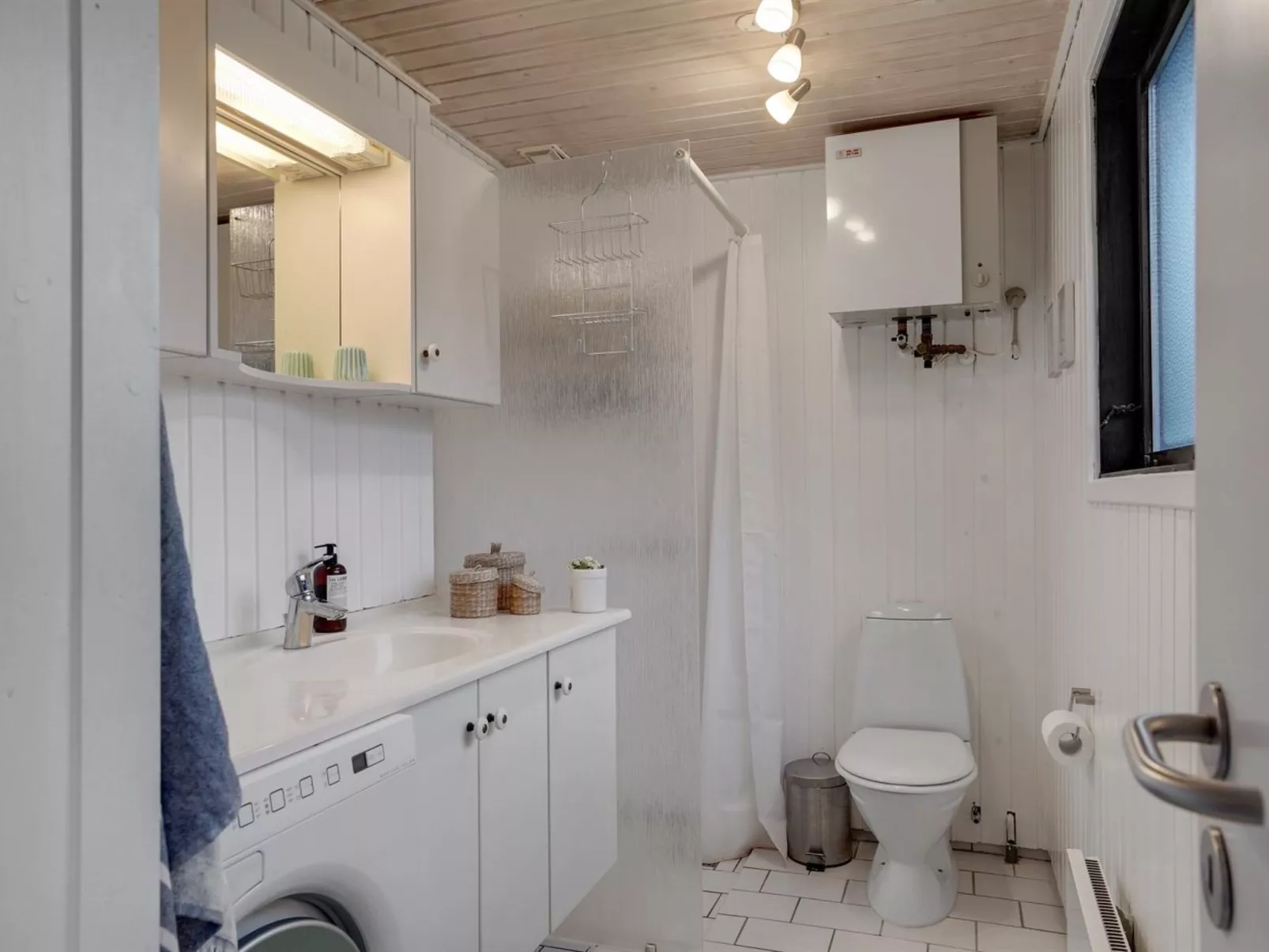 "Lykka" - 950m from the sea-Dedans