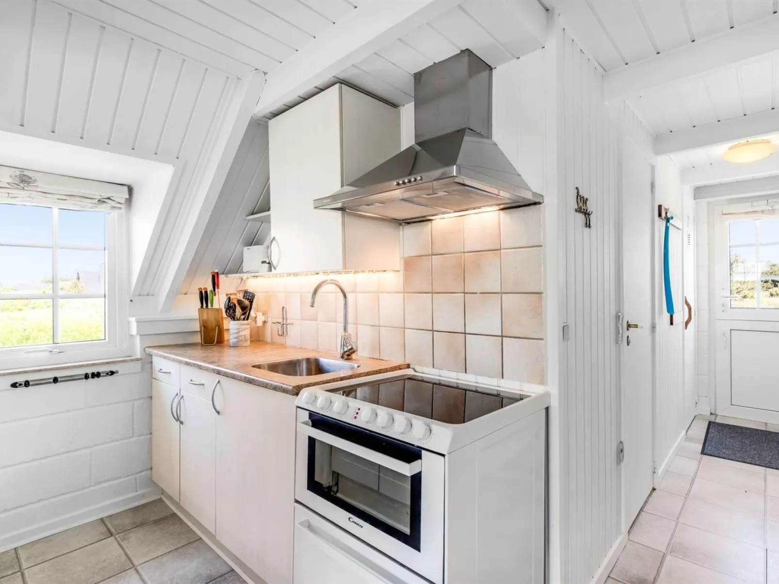 "Franciska" - 800m from the sea-Dedans