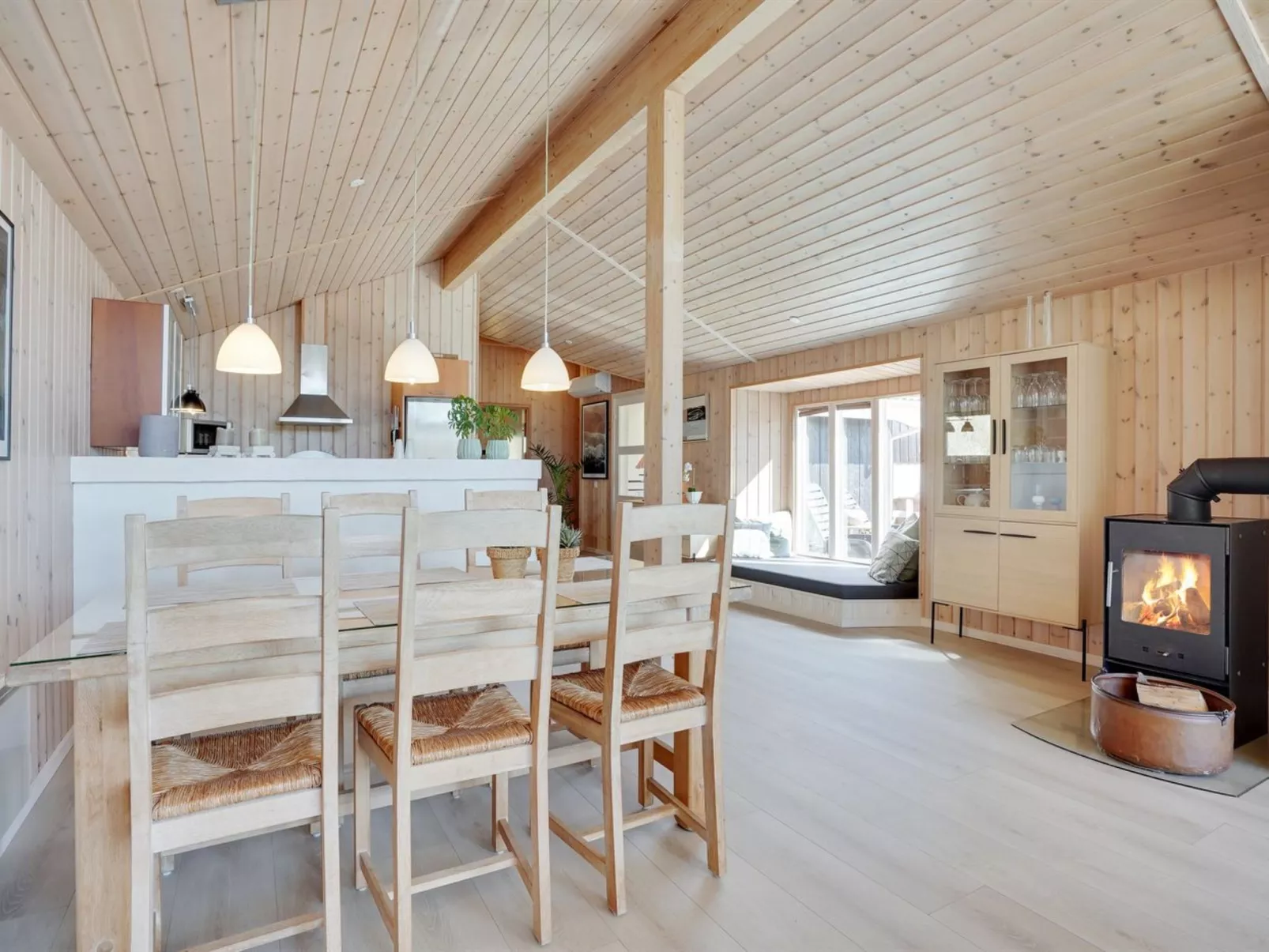 "Wilke" -  from the sea-Dedans