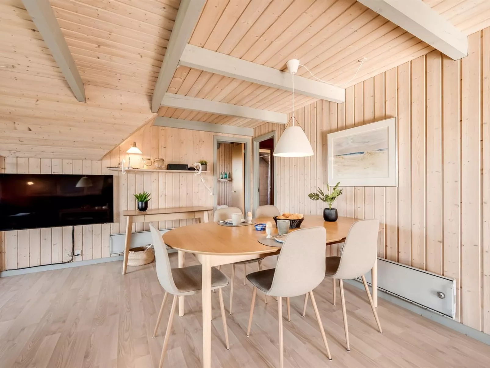 "Eggert" -  from the sea-Inside