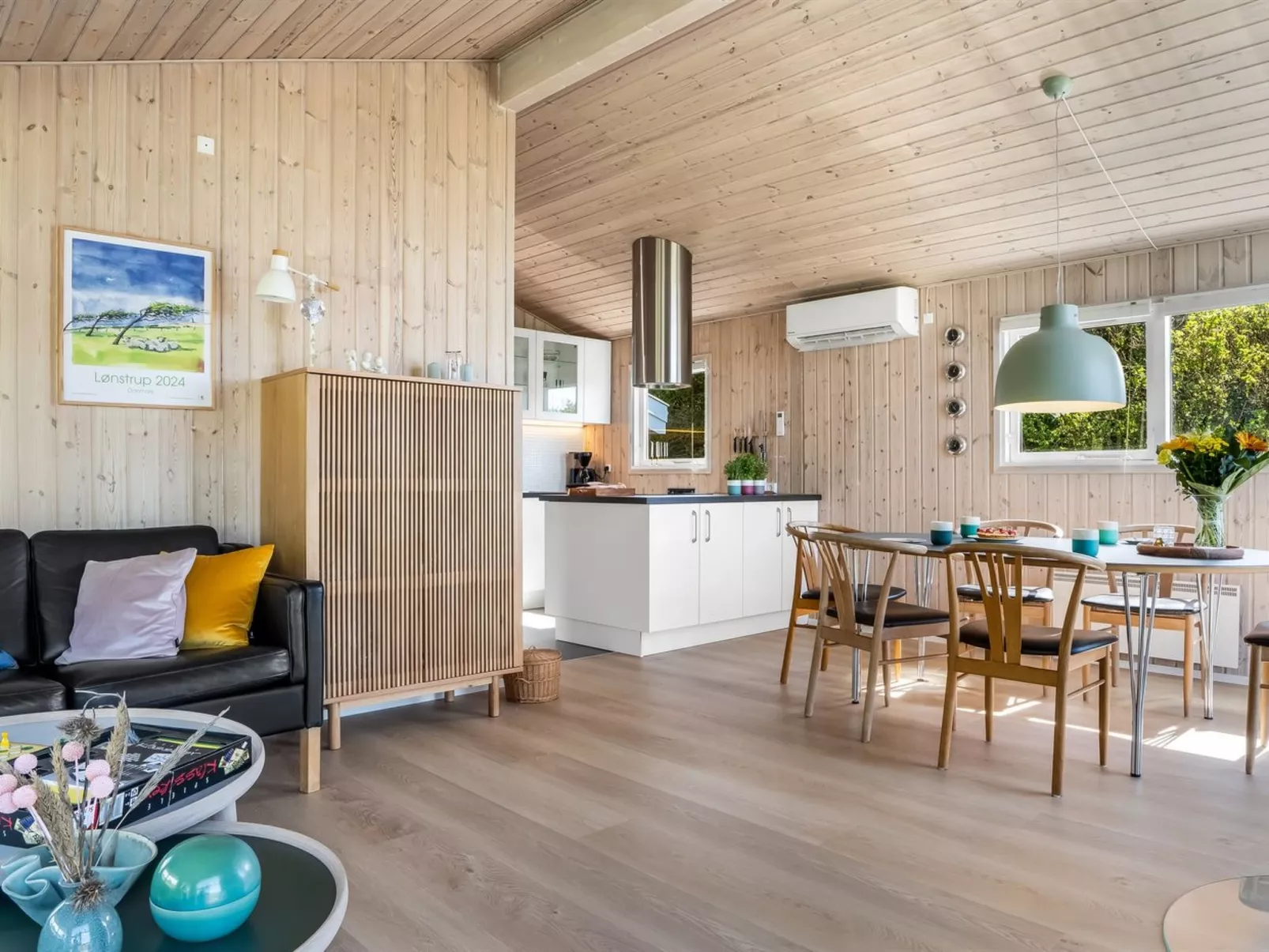 "Idalia" - 125m from the sea-Inside