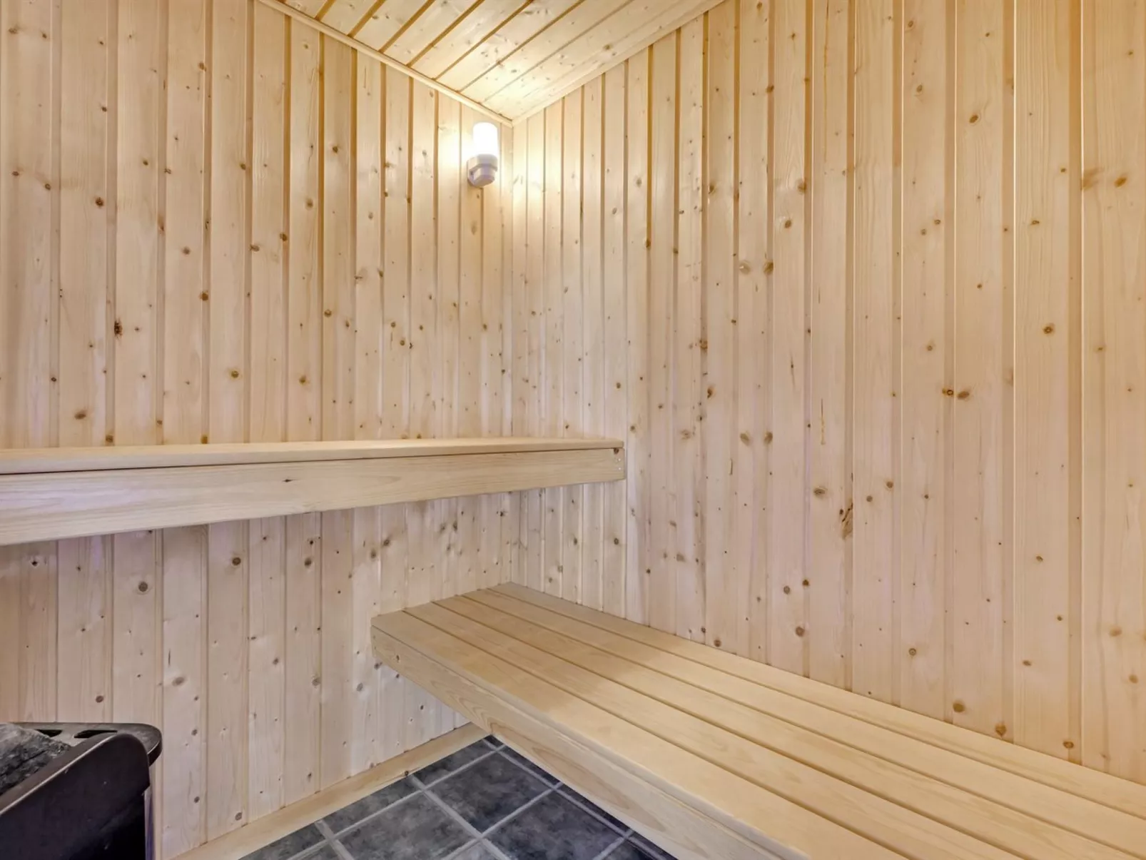 "Asvalde" - 150m from the sea-Drinnen