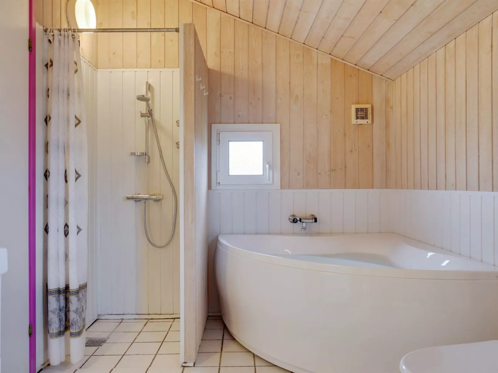 "Hava" - 450m from the sea-Inside