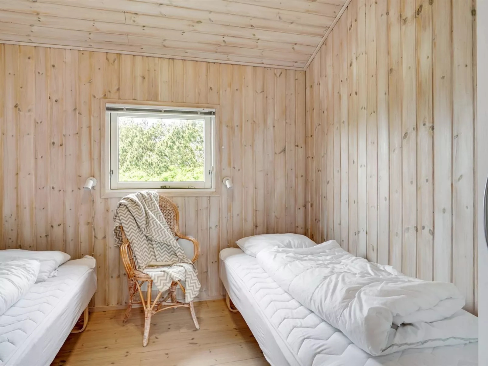 "Arkil" - 300m from the sea-Drinnen