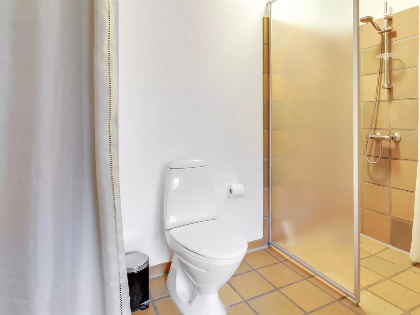 "Risto" - 2.3km from the sea-Drinnen