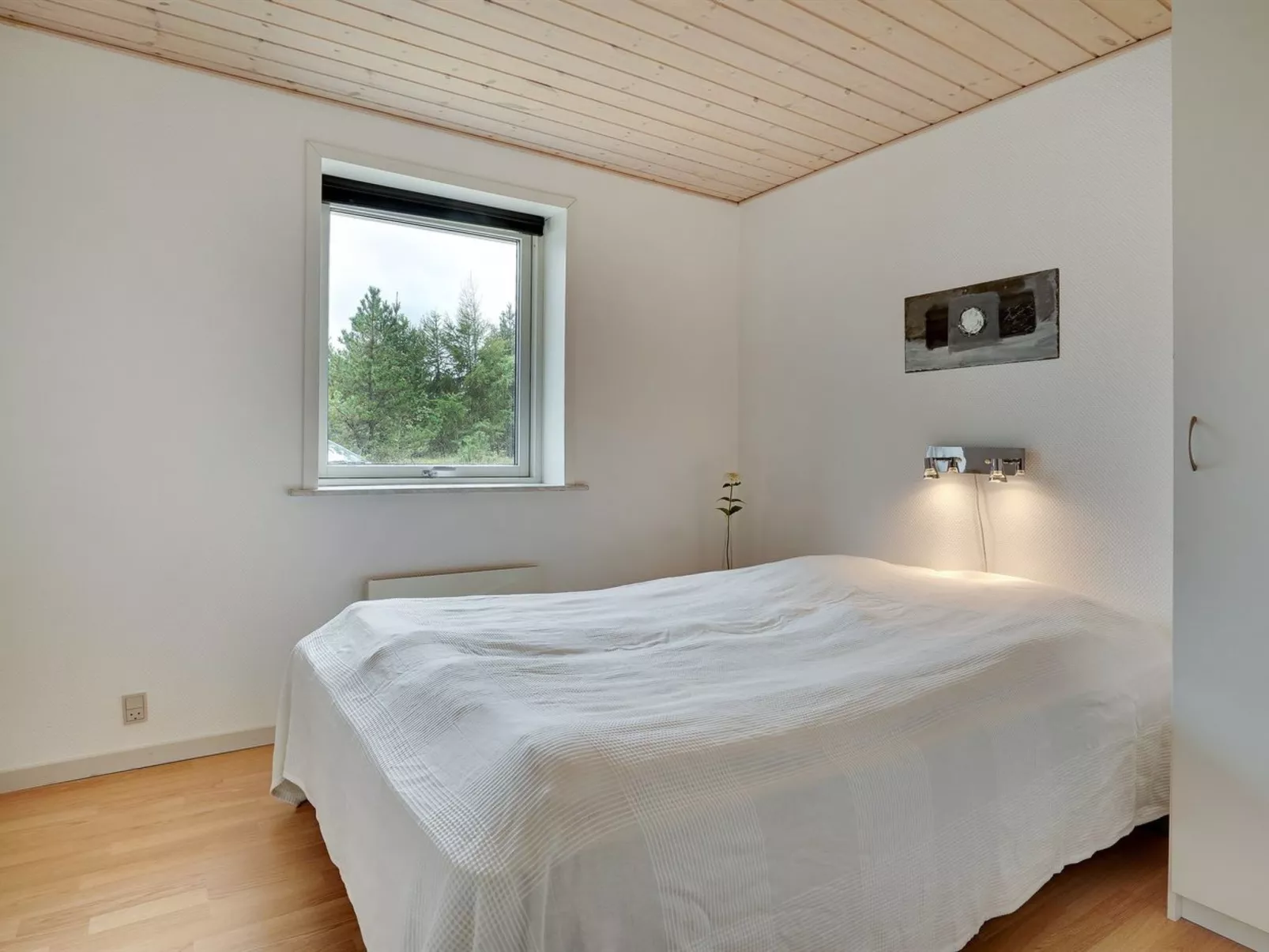 "Micke" - 3.2km from the sea-Inside