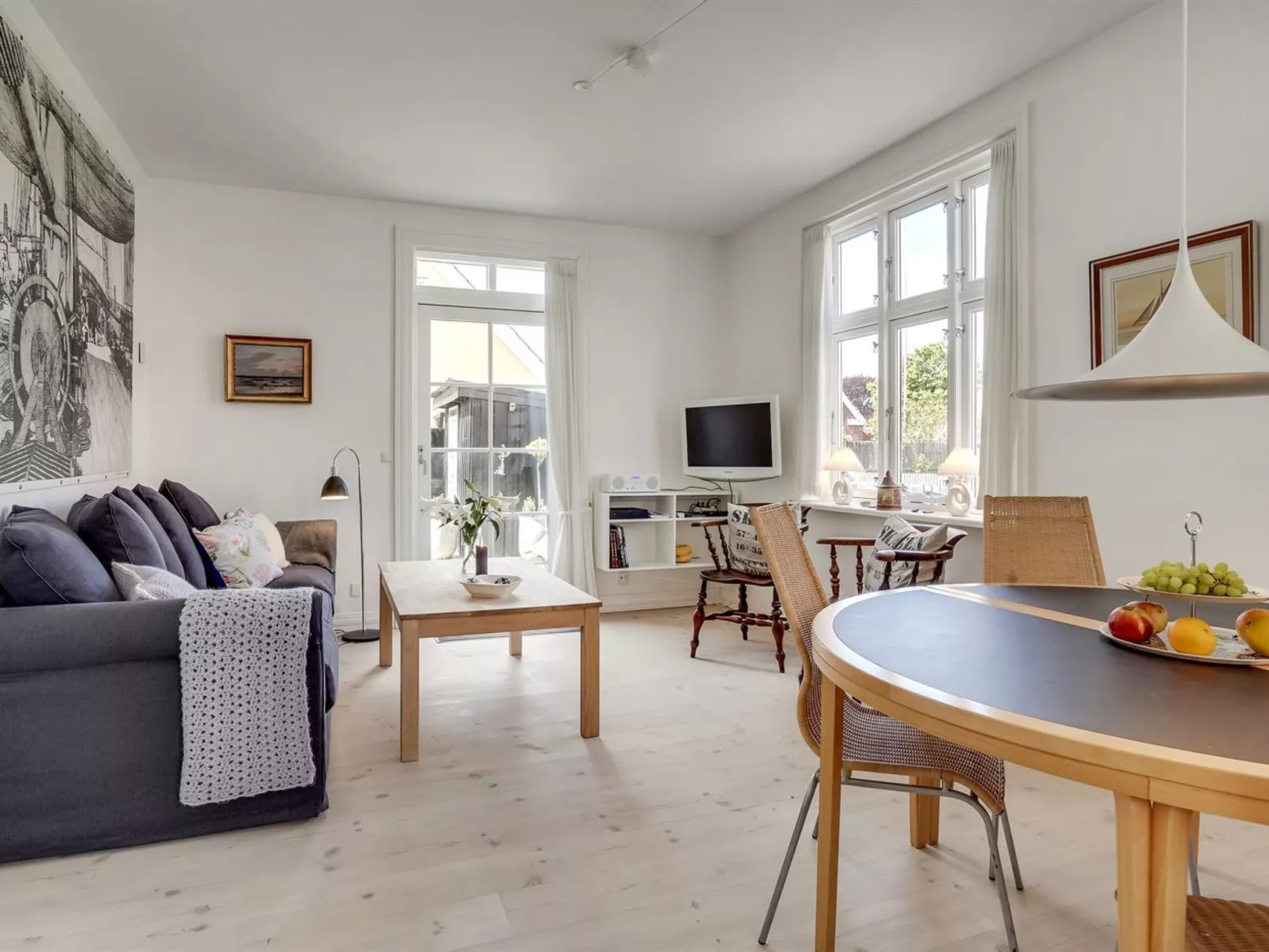 "Fria" - 500m from the sea-Inside