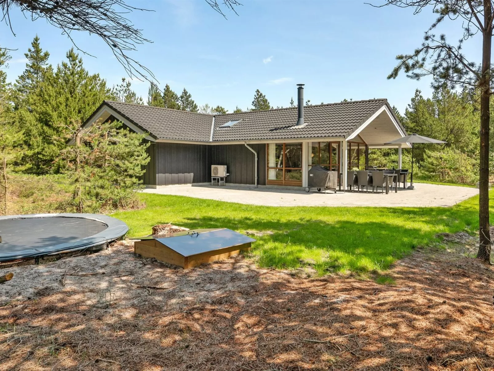 "Jonas" - 2.4km from the sea-Outside