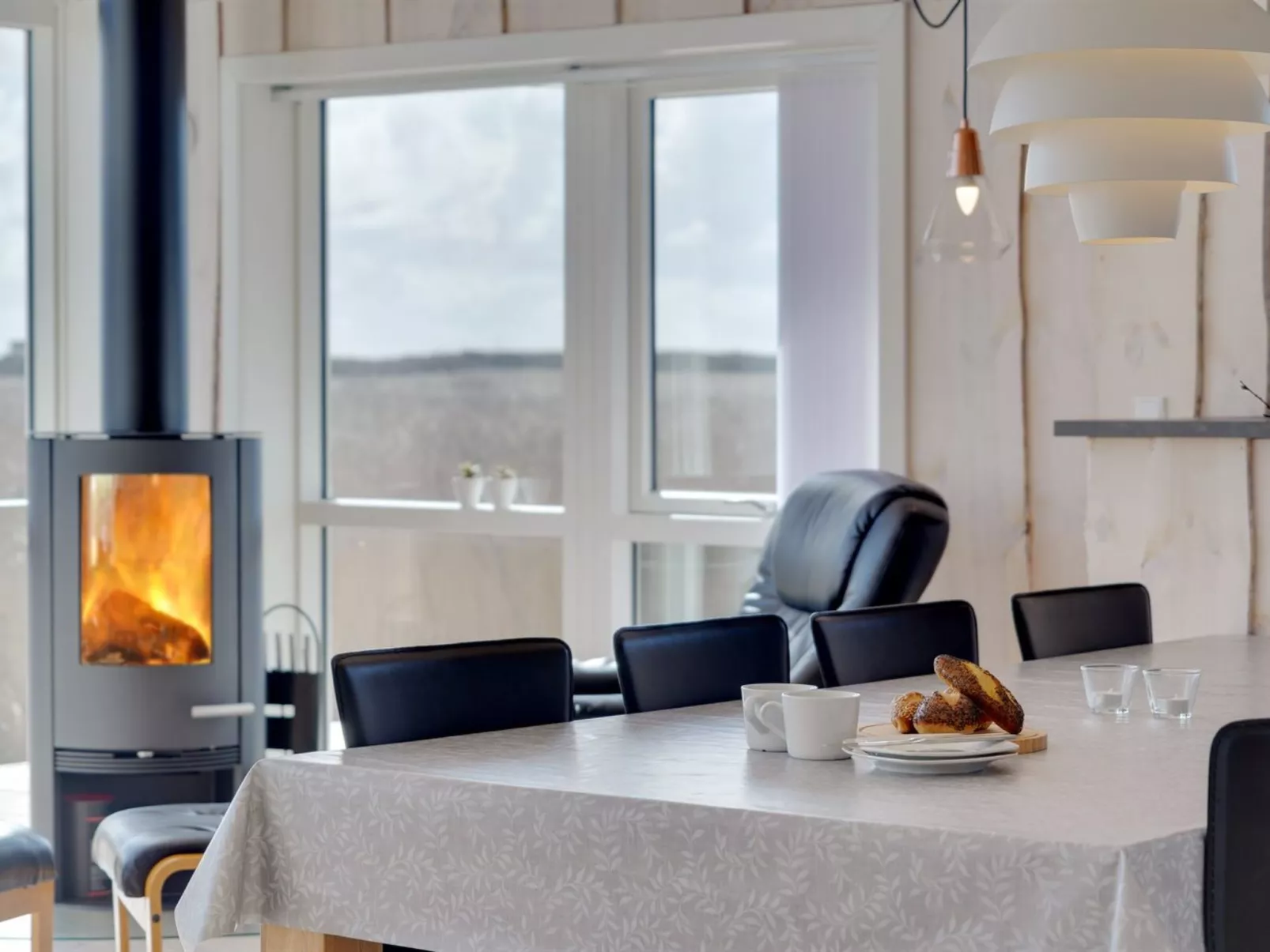 "Jonna" - 700m from the sea-Dedans