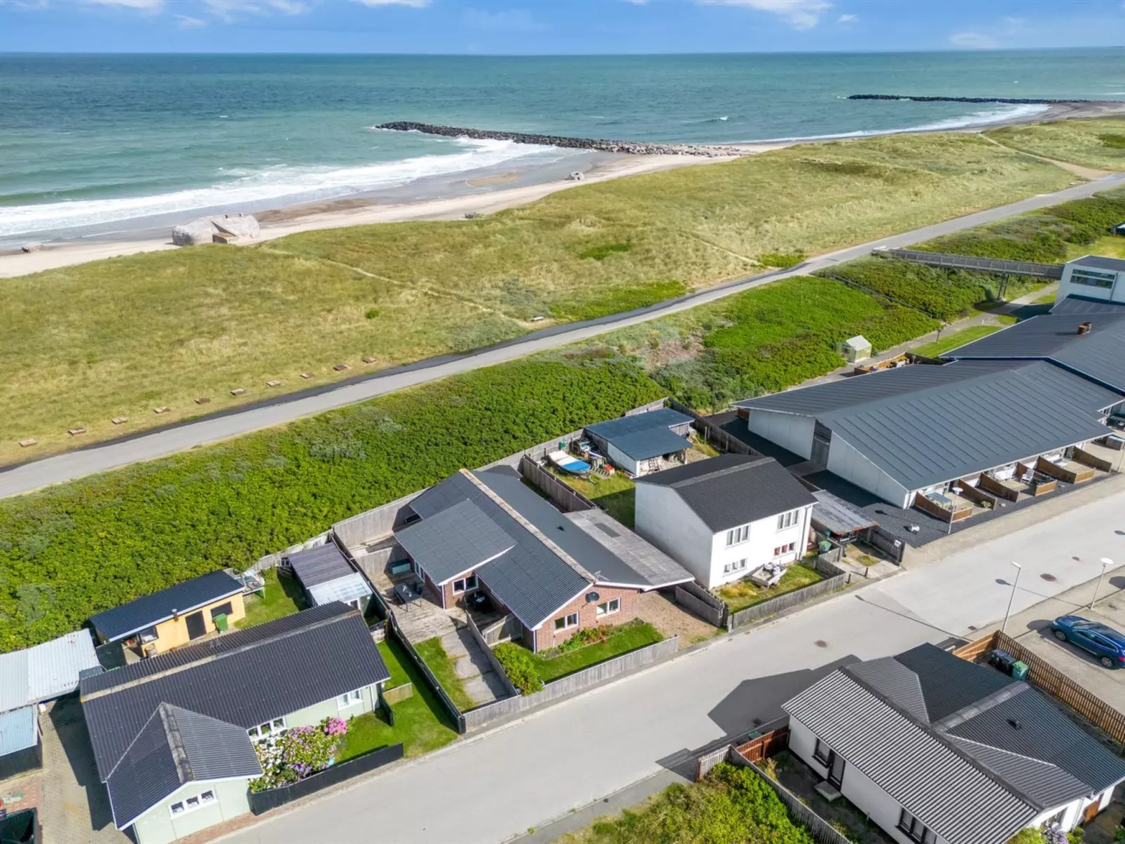 "Heming" - 100m from the sea-Outside