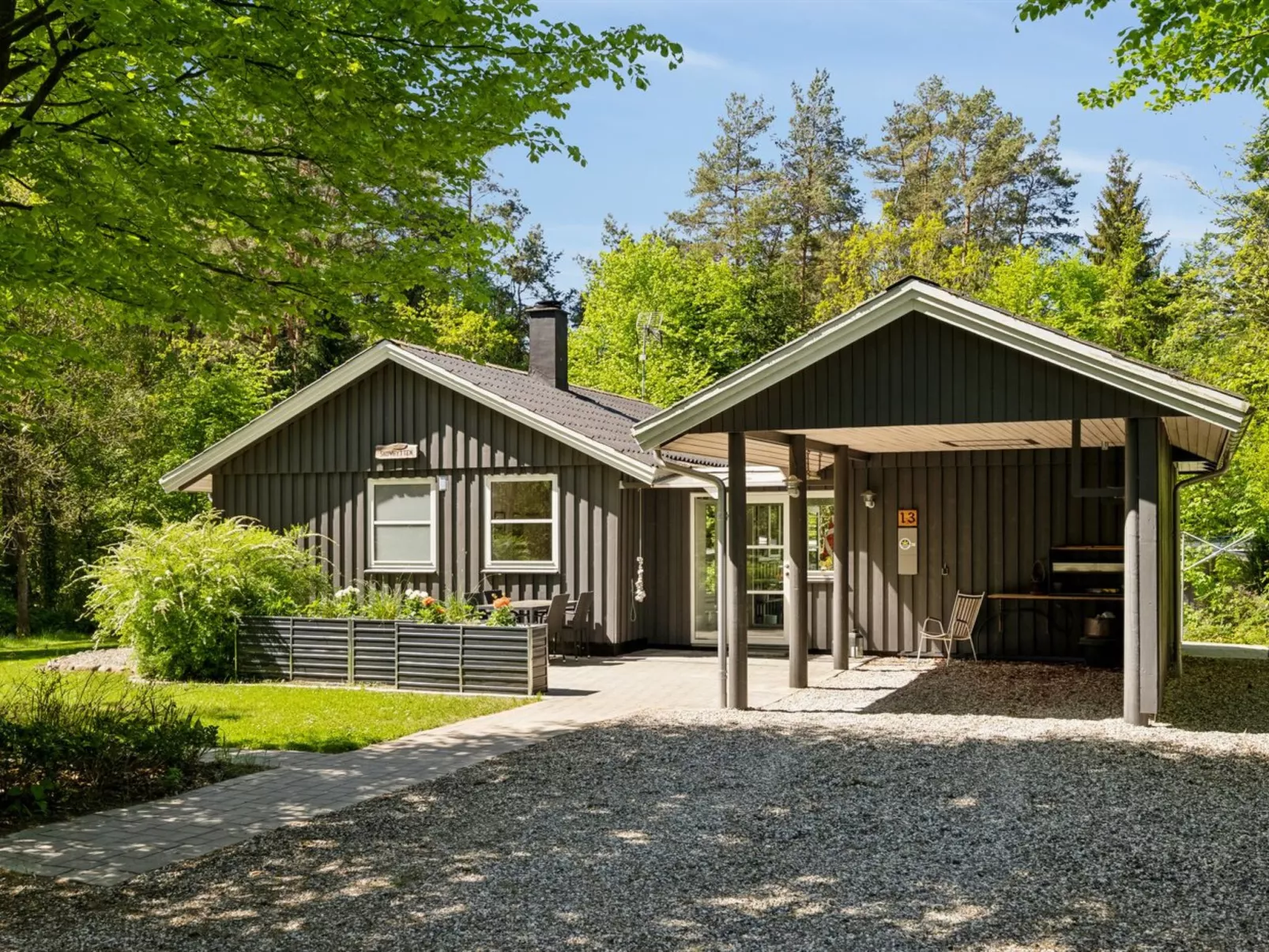 "Hunding" - 7km from the sea-Outside