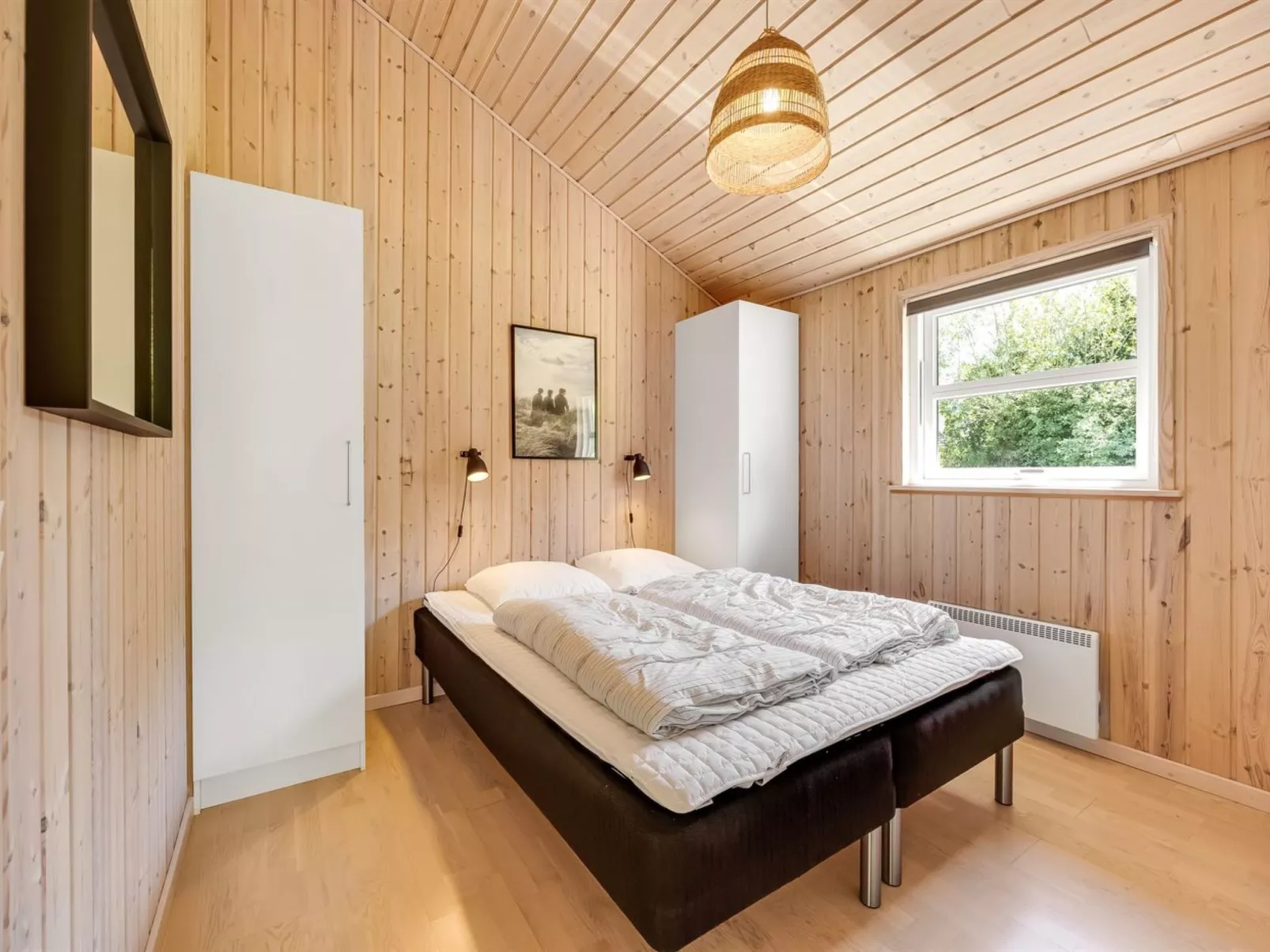 "Thorketil" - 1.1km from the sea-Inside