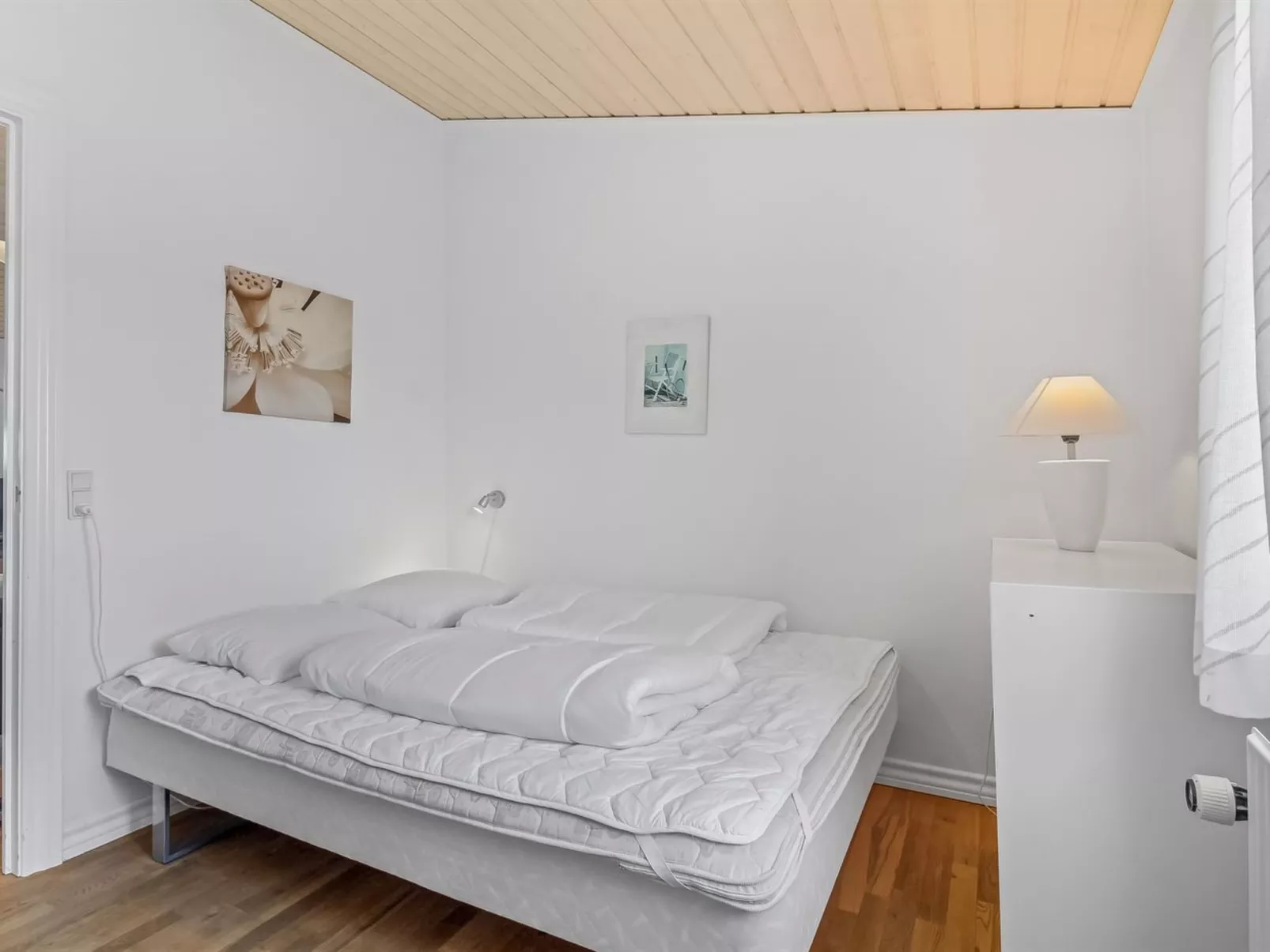 "Britta" - 100m from the sea-Drinnen