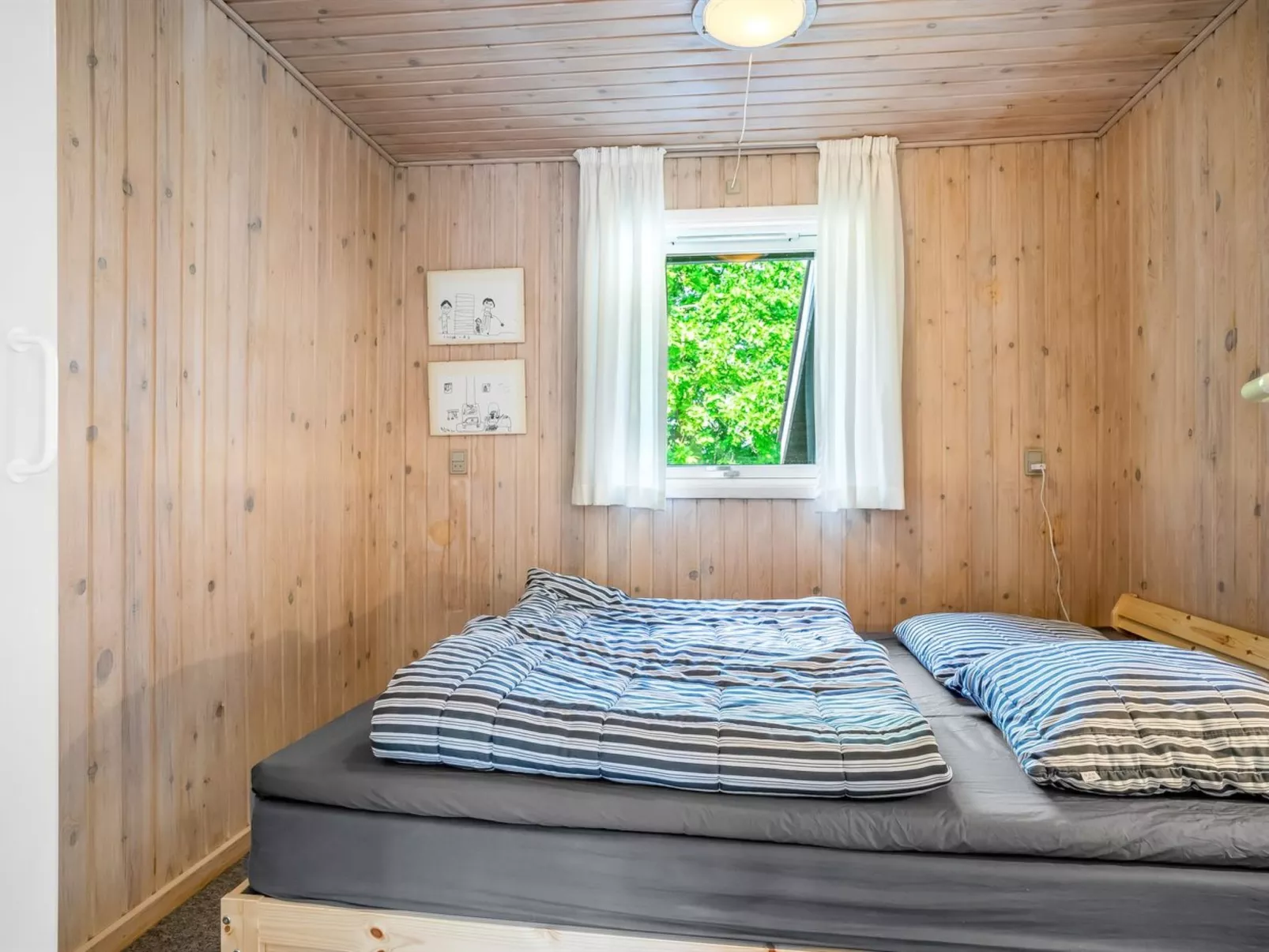 "Myrna" - 300m from the sea-Dedans