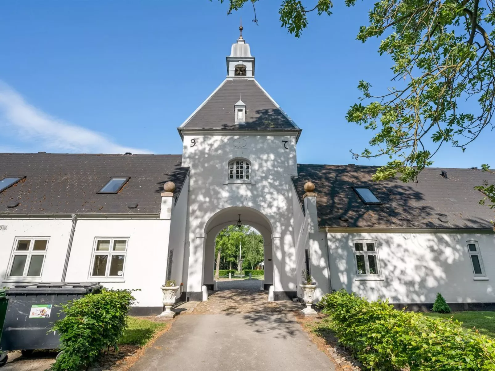 "Eini" - 4.5km from the sea-Outside