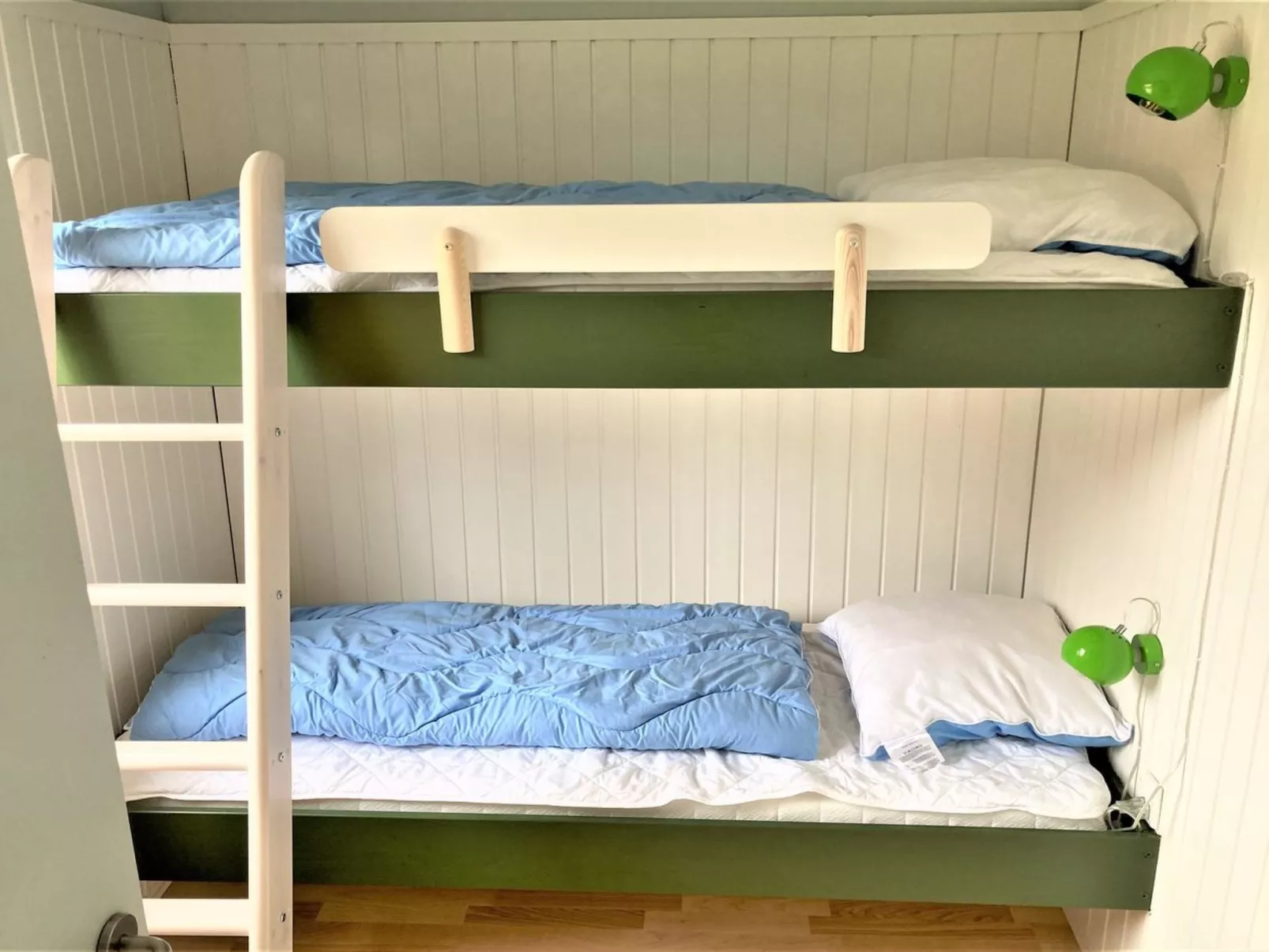 "Hasti" - 700m from the sea-Inside