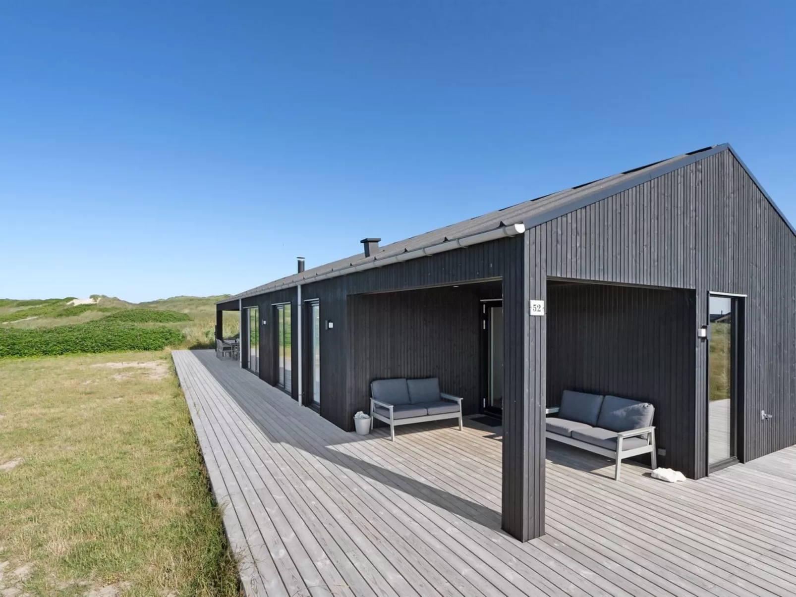 "Aiko" - 50m from the sea-Draußen