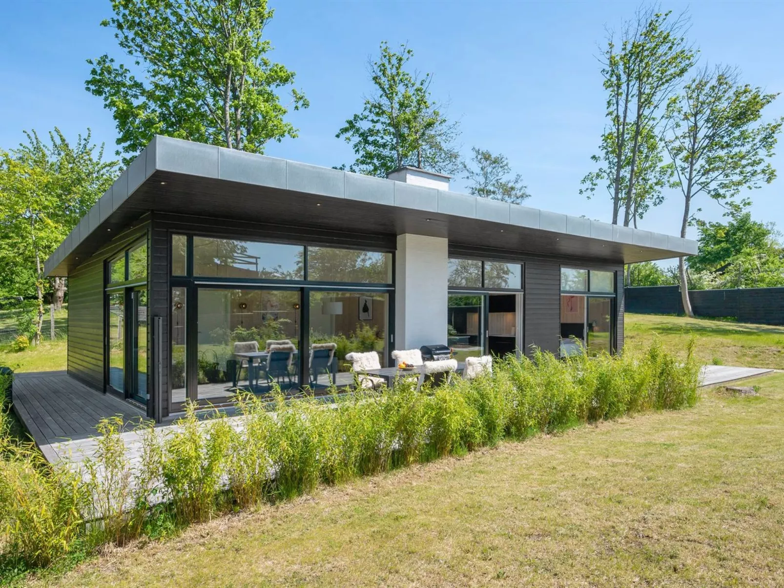 "Topenga" - 300m from the sea-Outside