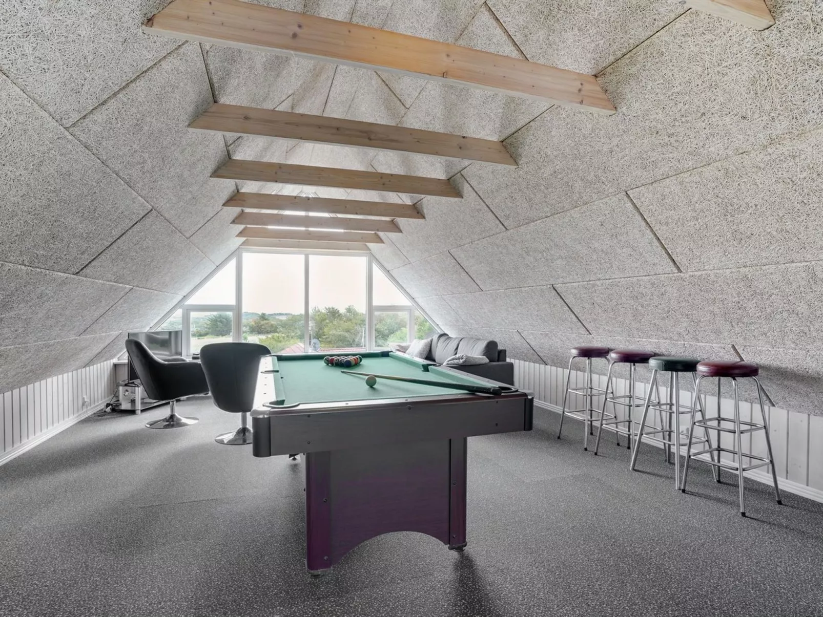 "Dagne" - 400m to the fjord-Dedans