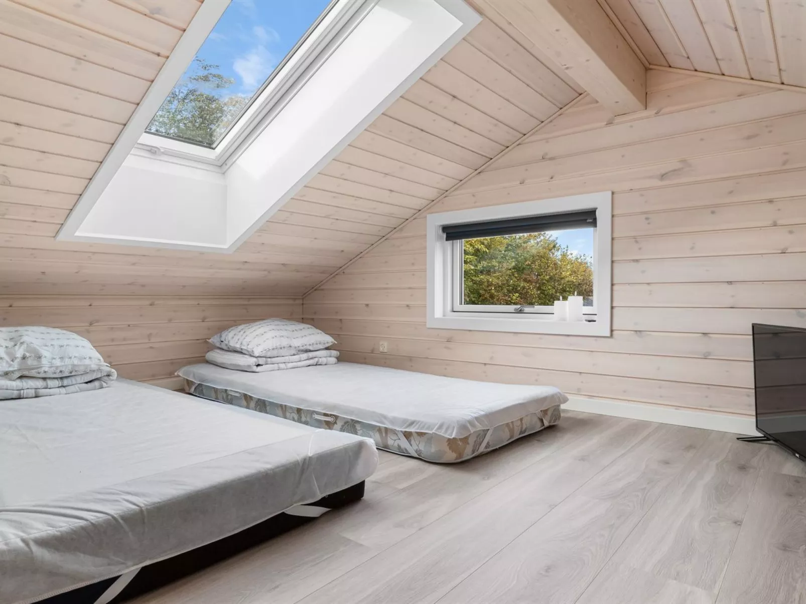 "Mato" - 100m from the sea-Inside