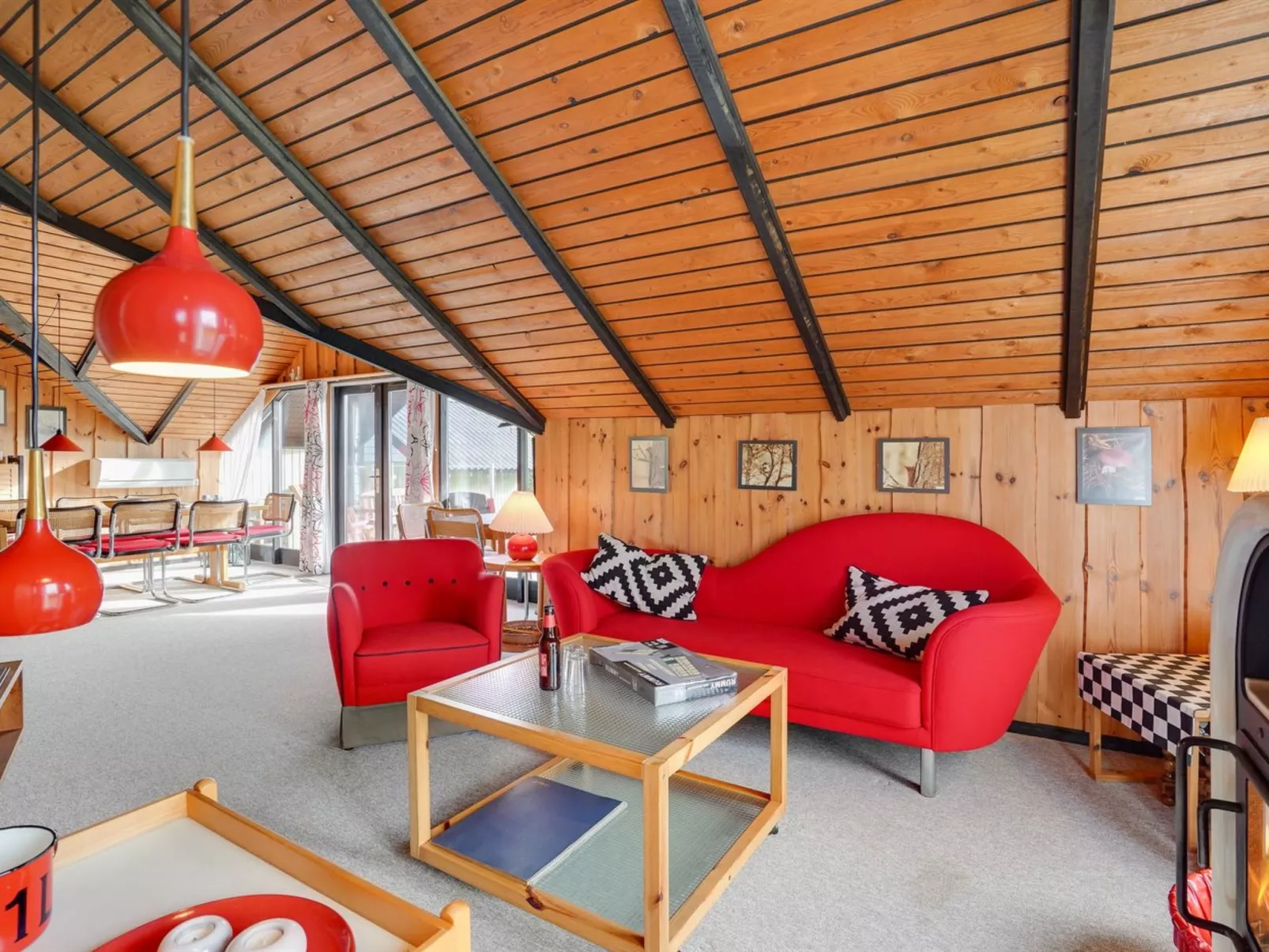 "Tenho" - 4.4km from the sea-Drinnen