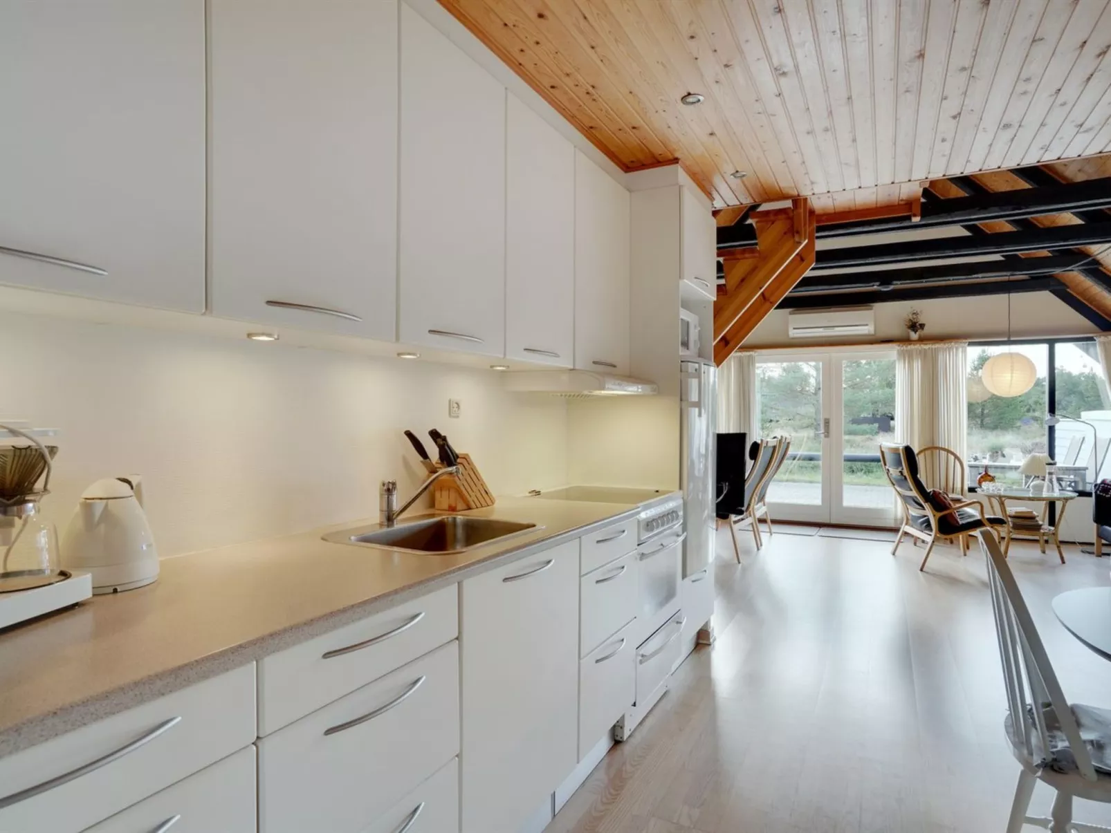 "Gerdis" - 1.6km from the sea-Inside