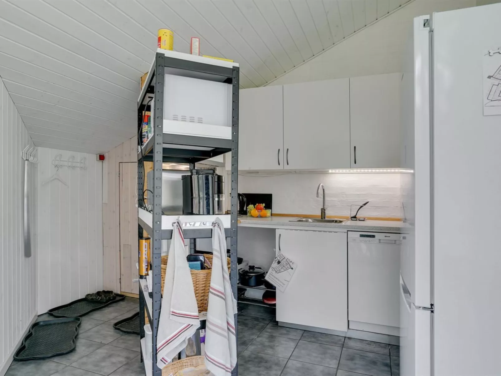 "Marlien" - 1km to the fjord-Drinnen