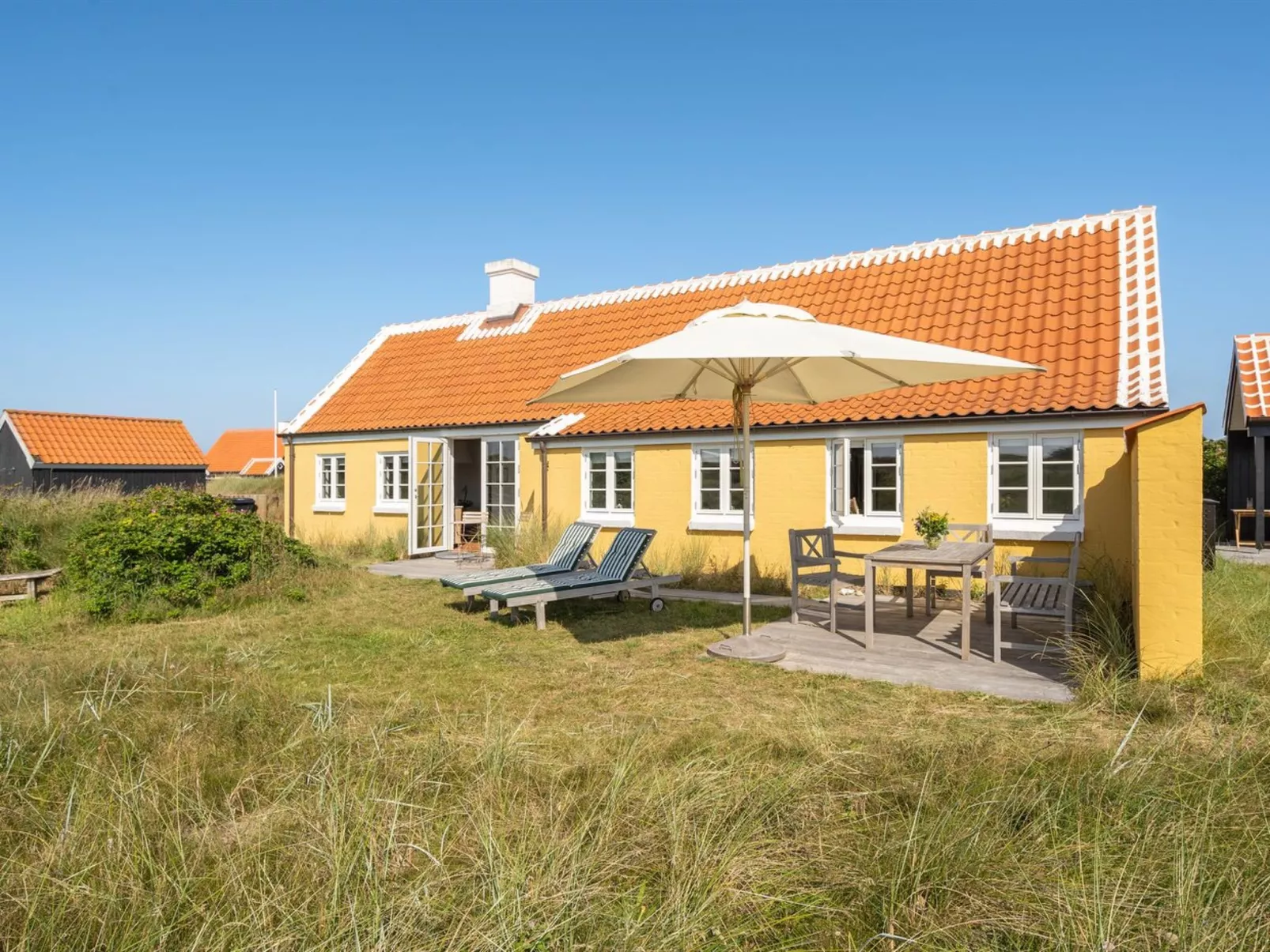 "Jantje" - 500m from the sea-Outside