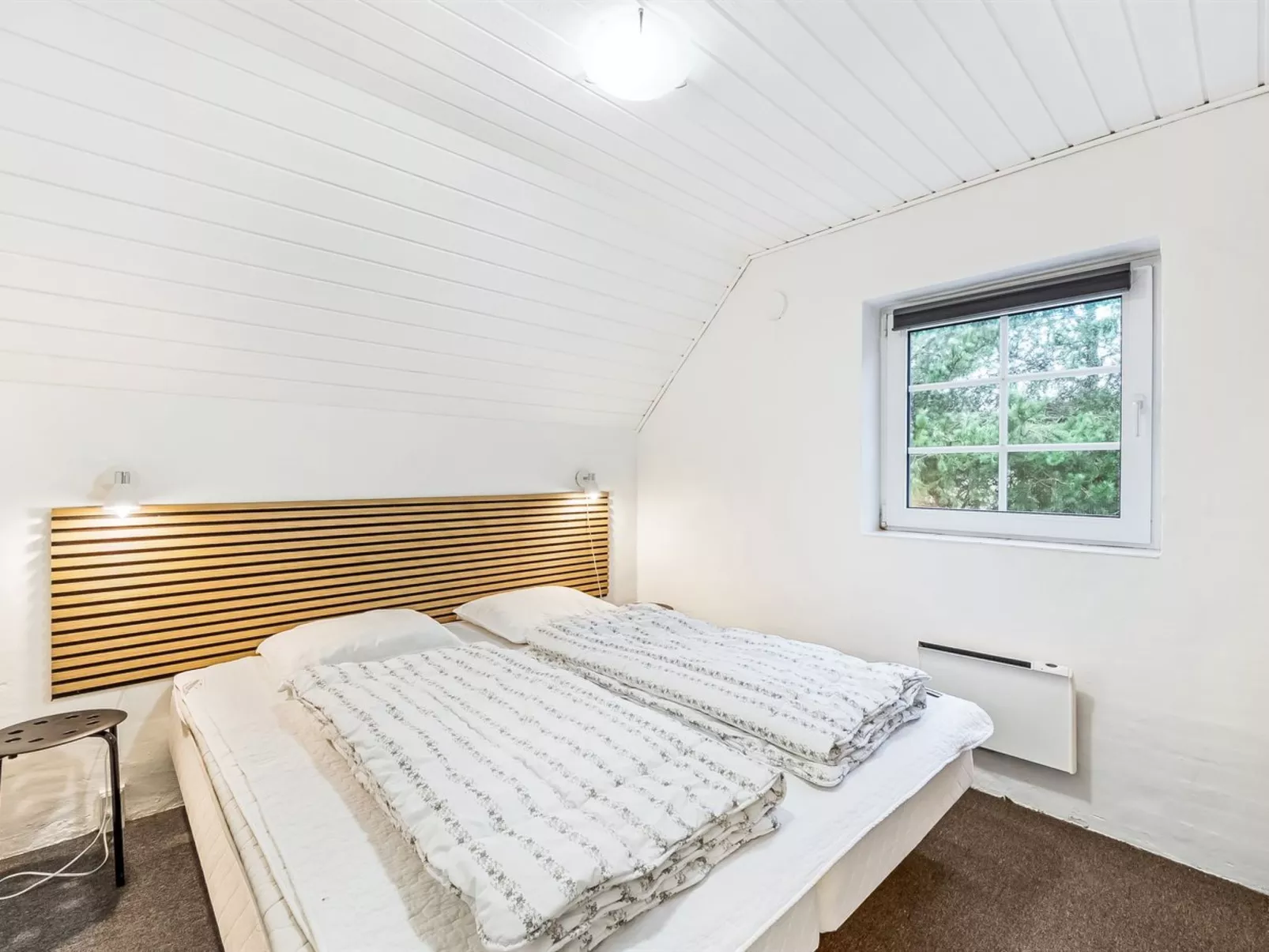 "Aane" - 1.8km from the sea-Inside