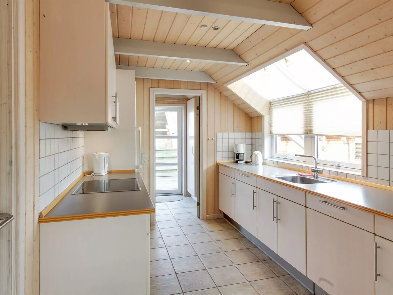 "Drusilla" - 800m from the sea-Inside