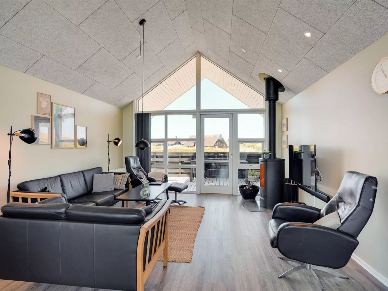 "Eliena" - 500m from the sea-Drinnen